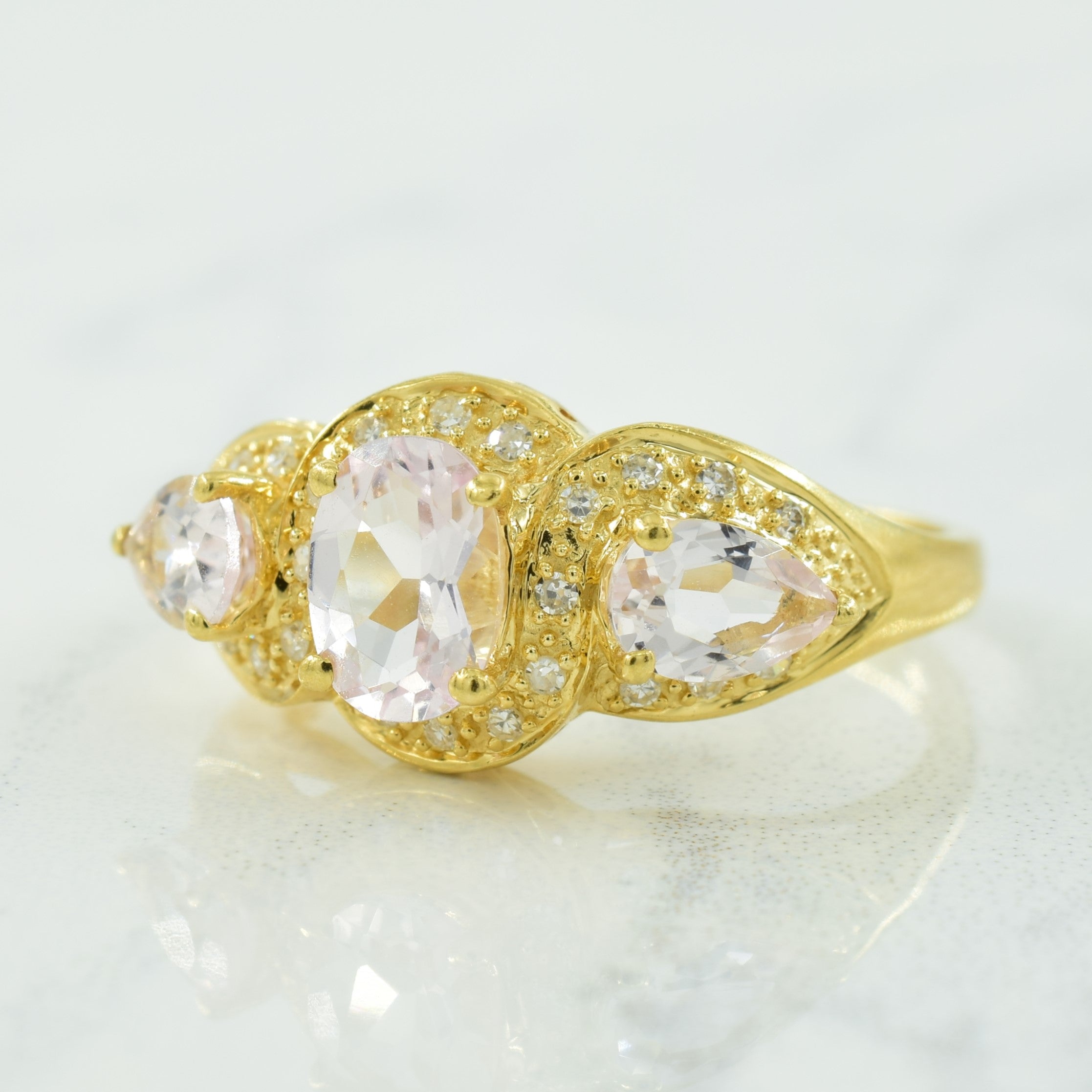 Bague morganite et diamants | 1,20 ct, 0,14 ct | Taille 8 |