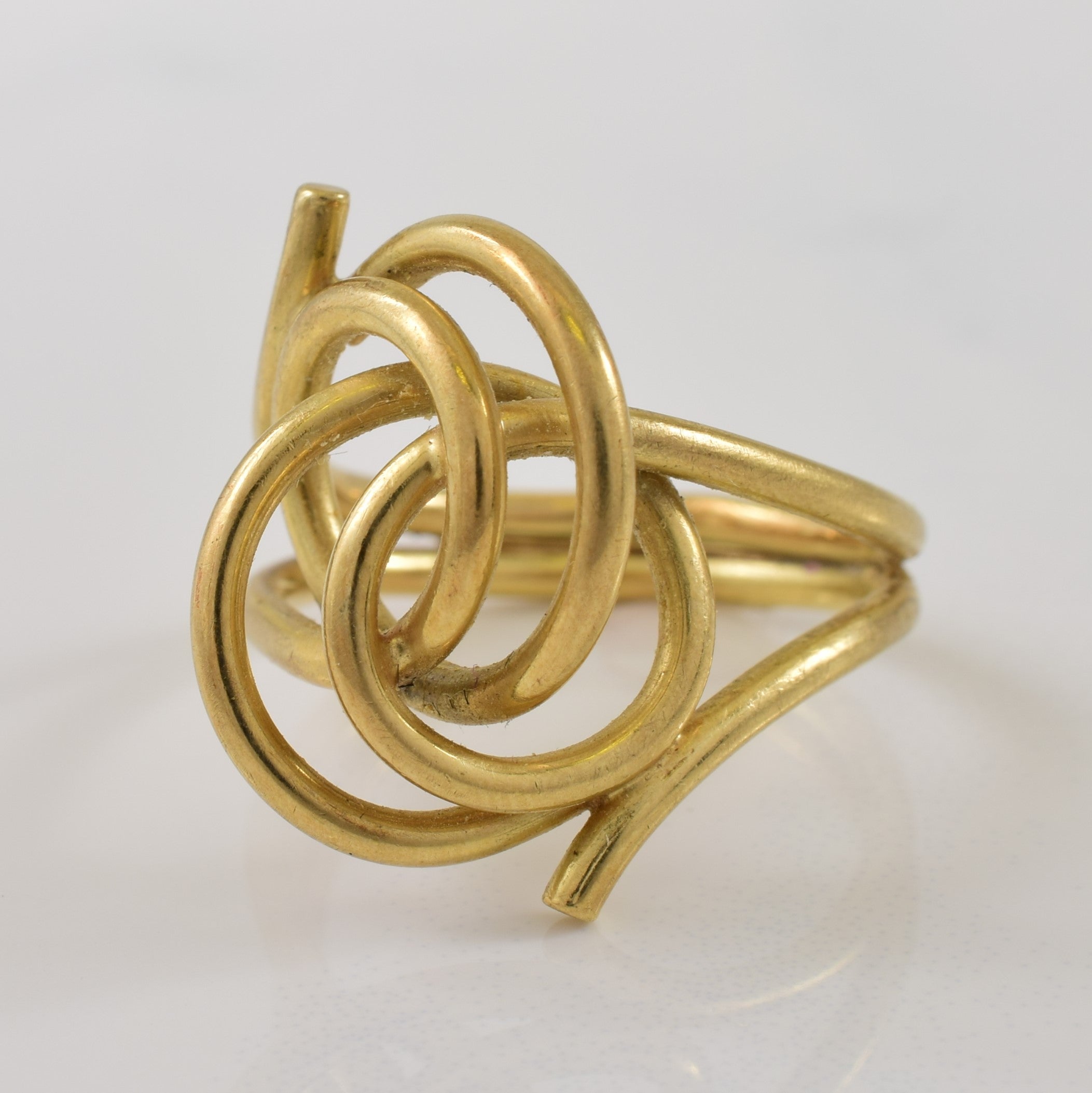 14k Yellow Gold Twisted Knot Ring | SZ 6 |