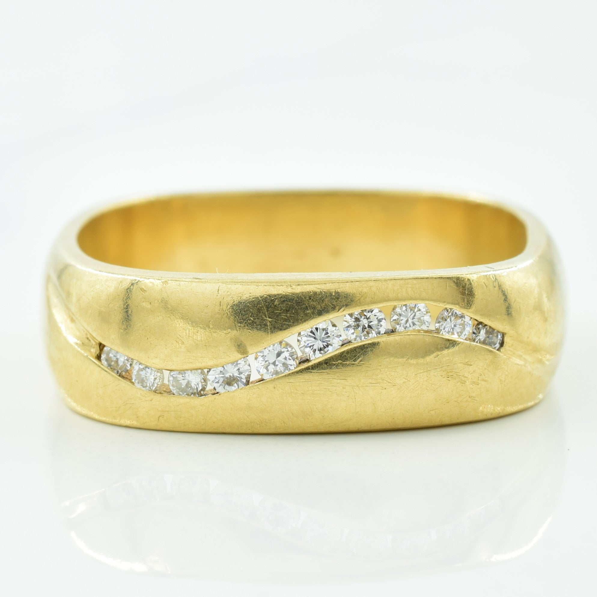Channel Set Diamond Wave Ring | 0.20ctw | SZ 11 |