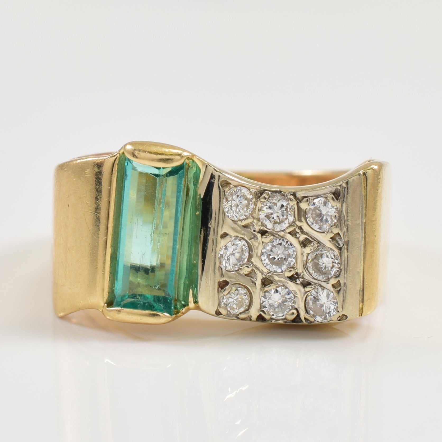 Emerald & Diamond Grid Ring | 0.65ct, 0.27ctw | SZ 6.75 |