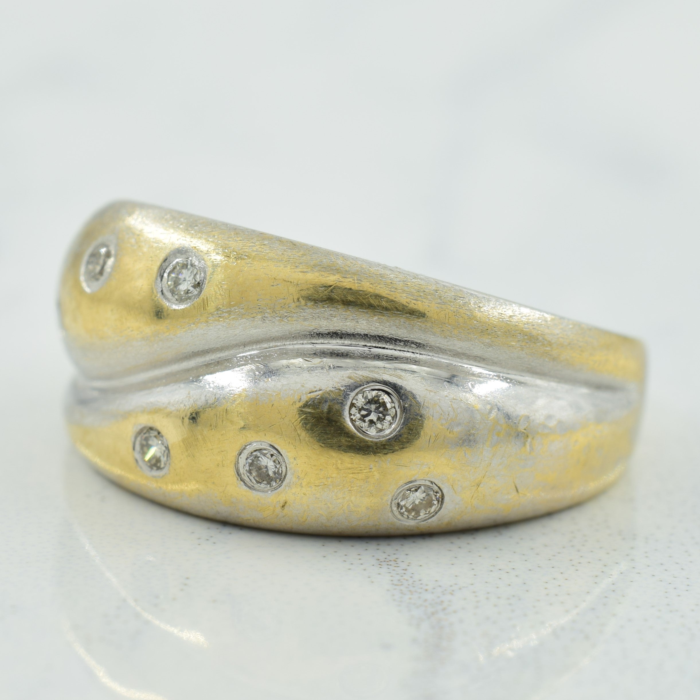Flush Set Diamond Ring | 0.10ctw | SZ 6.75 |