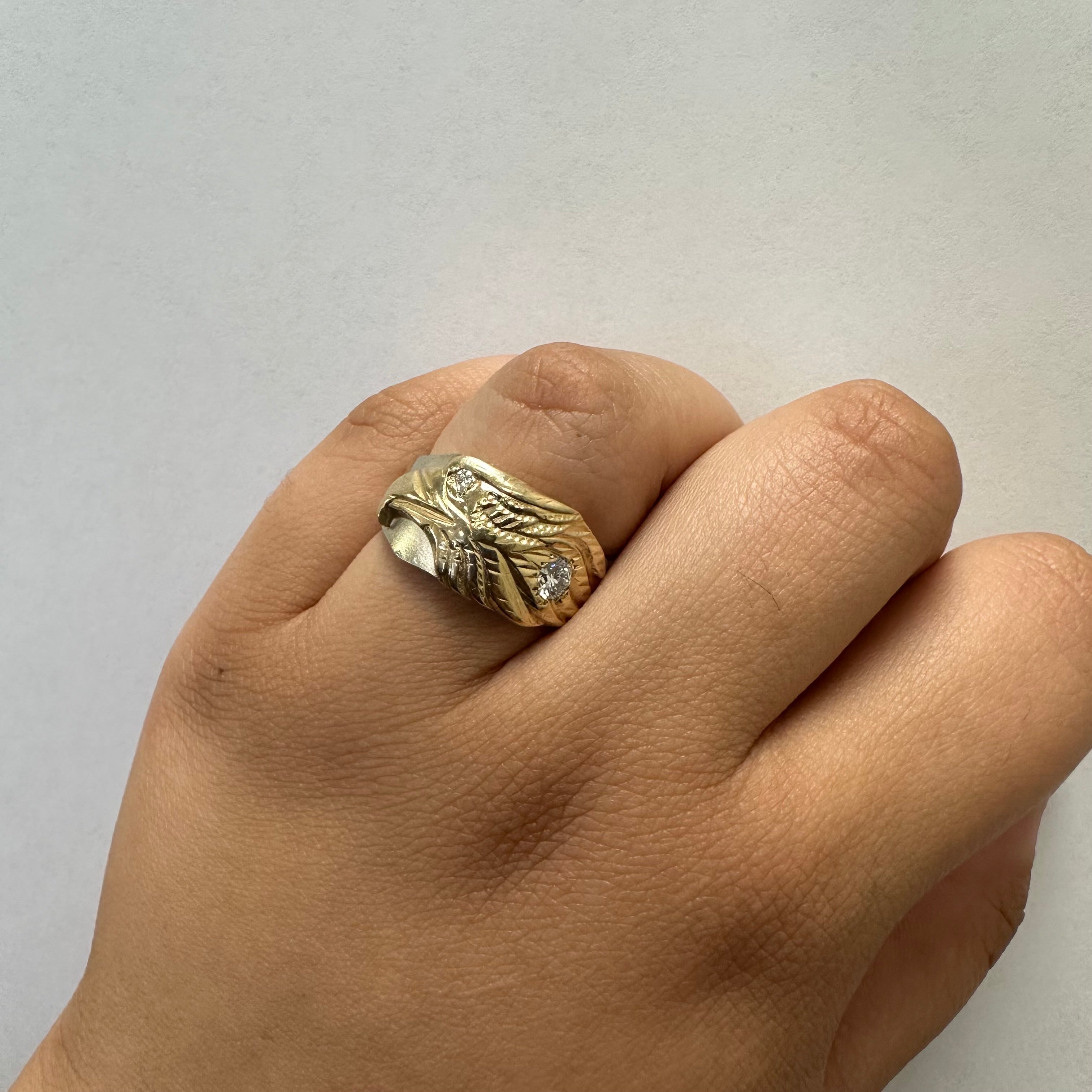 Dual Diamond Falcon Ring | 0.26ctw | SZ 10 |