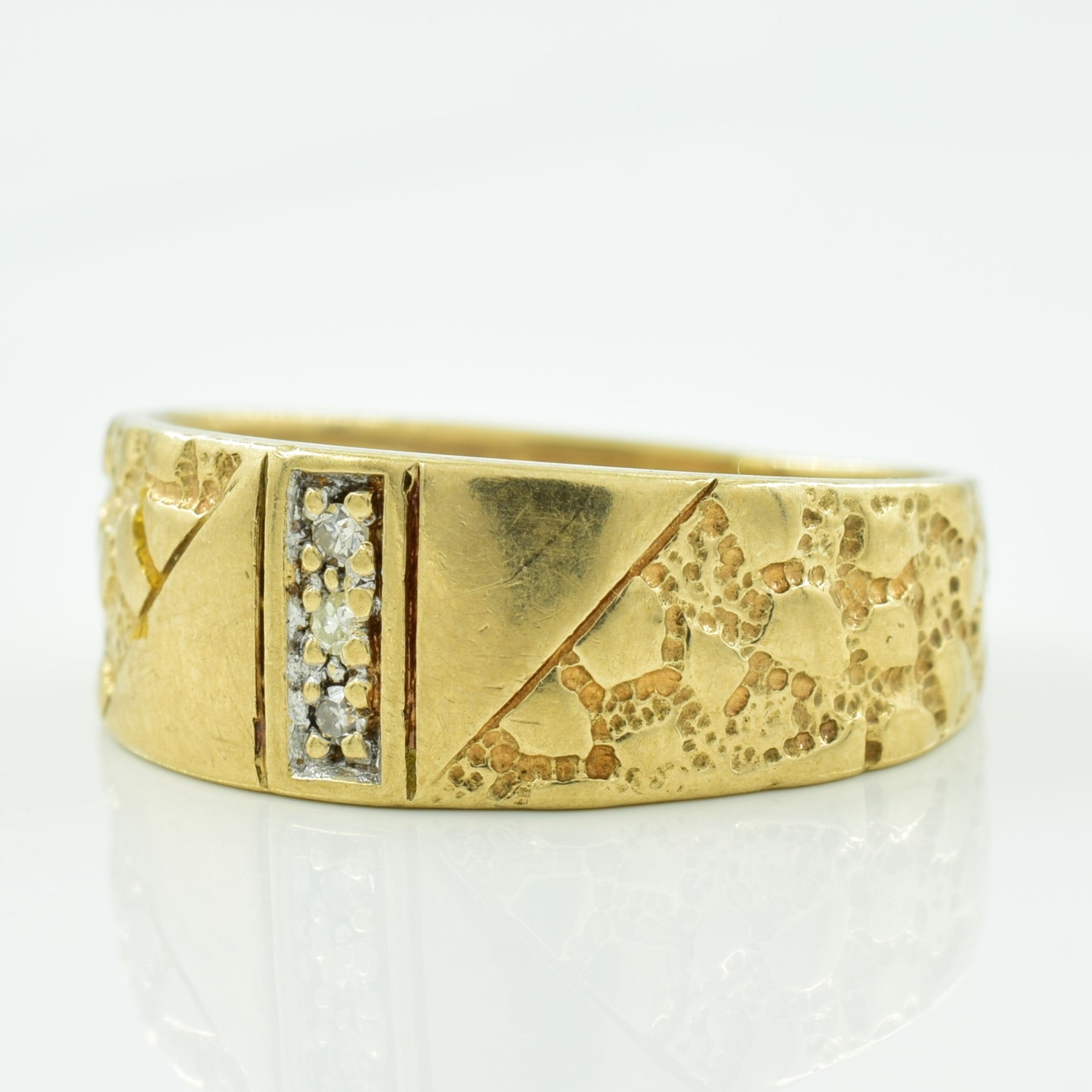 Vertical Row Diamond Ring | 0.03ctw | SZ 6.5 |