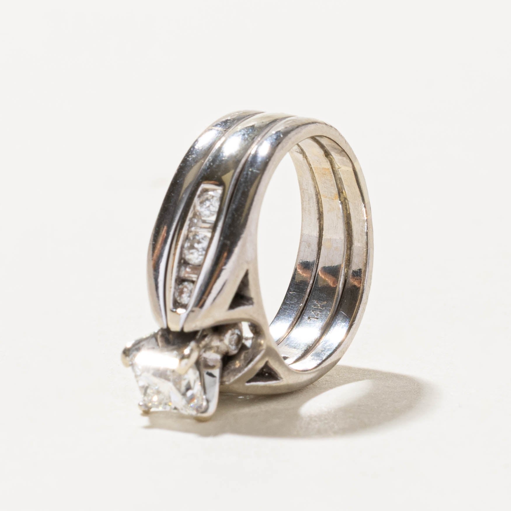 14k Princess Cut Diamond Grooved Chunky Ring | 0.68ct VVS2 F, 0.30ctw | SZ 5