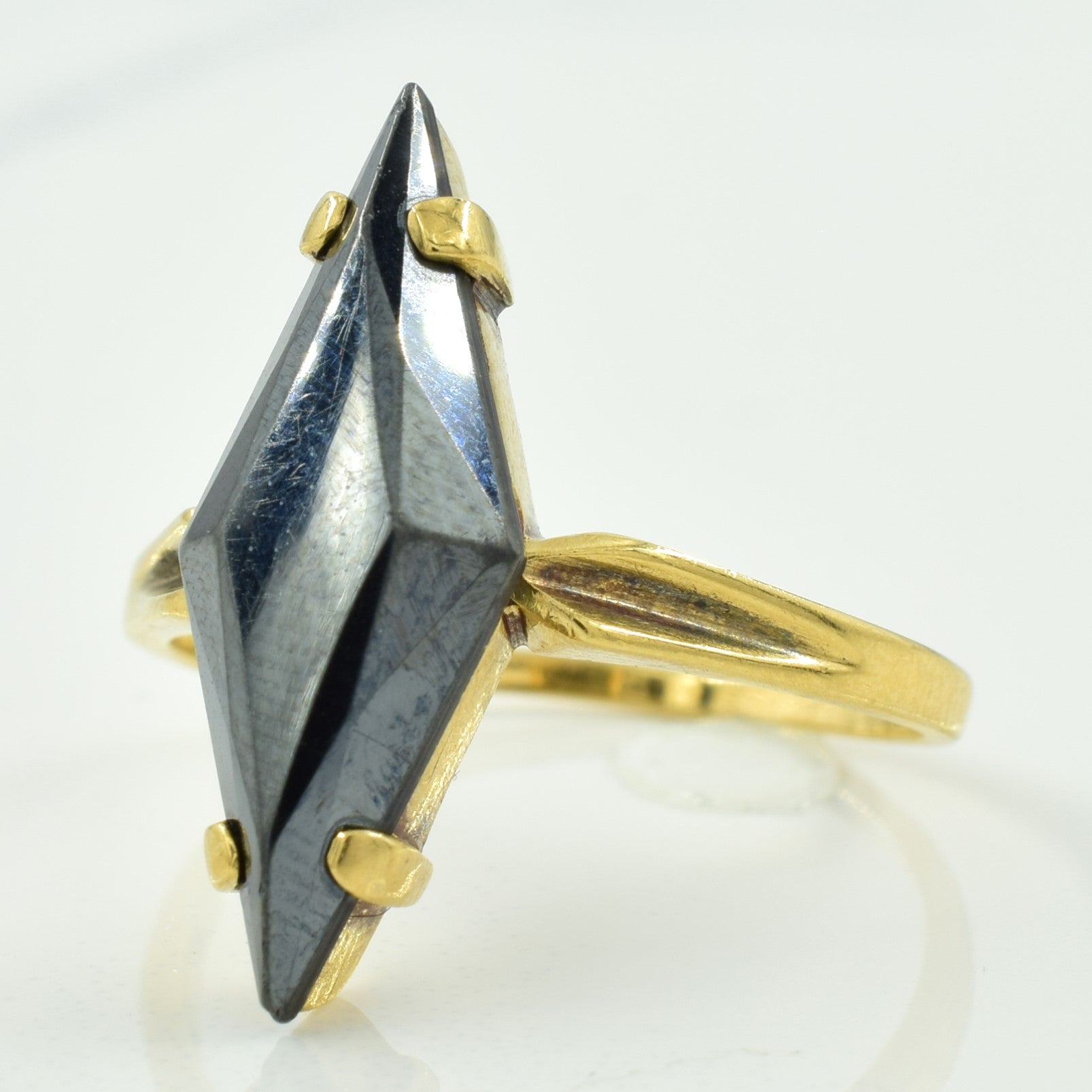 Bague en hématite | 5,00 ct | Taille 6,25 |