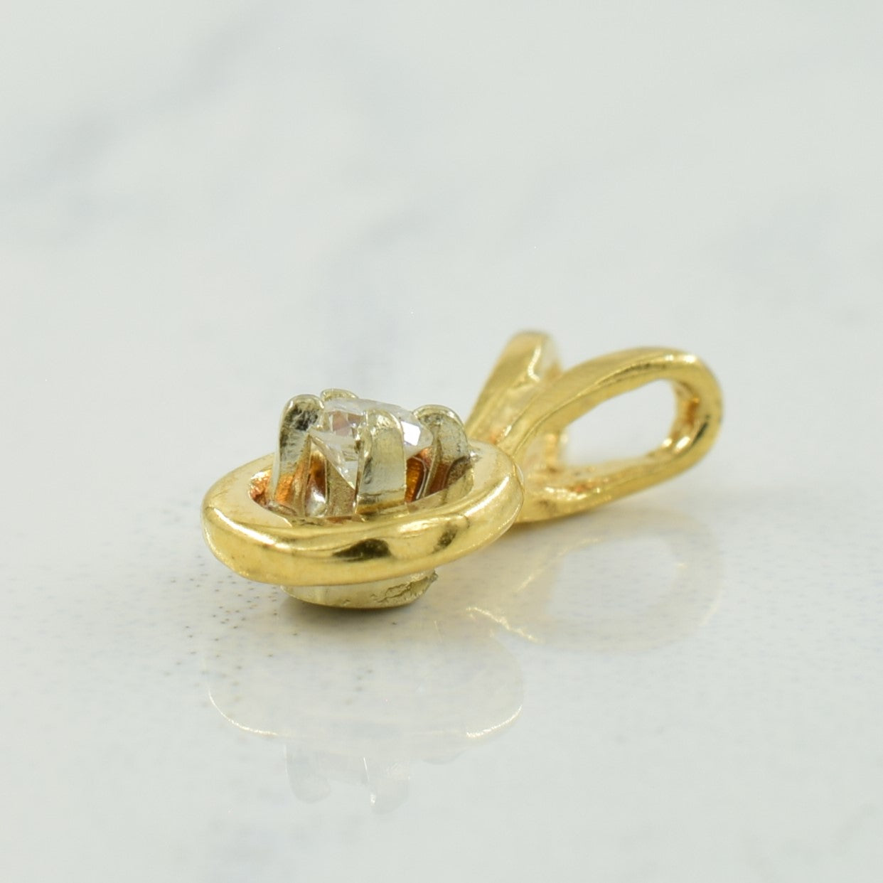Solitaire Diamond Pendant | 0.05ct |