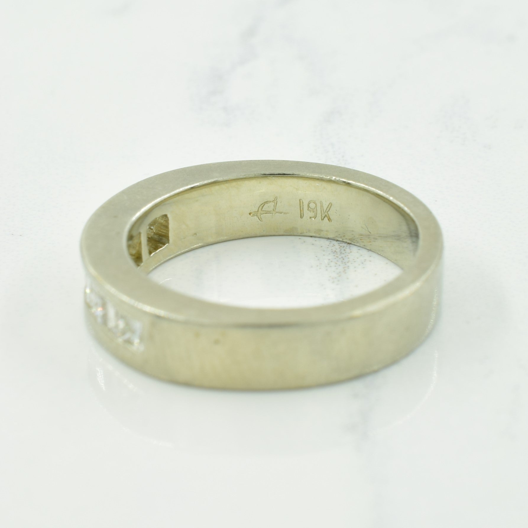 Channel Set Diamond Ring | 0.33ctw | SZ 4.5 |