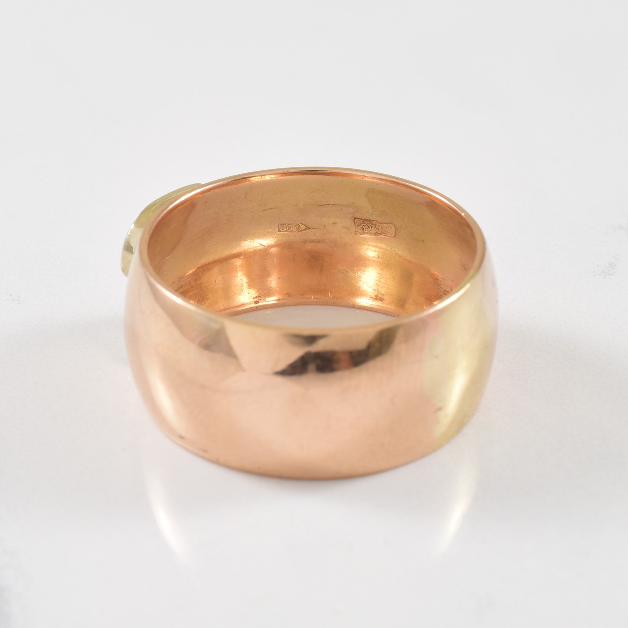 Diamond 'R' Ring | 0.10ctw | SZ 10.75 |