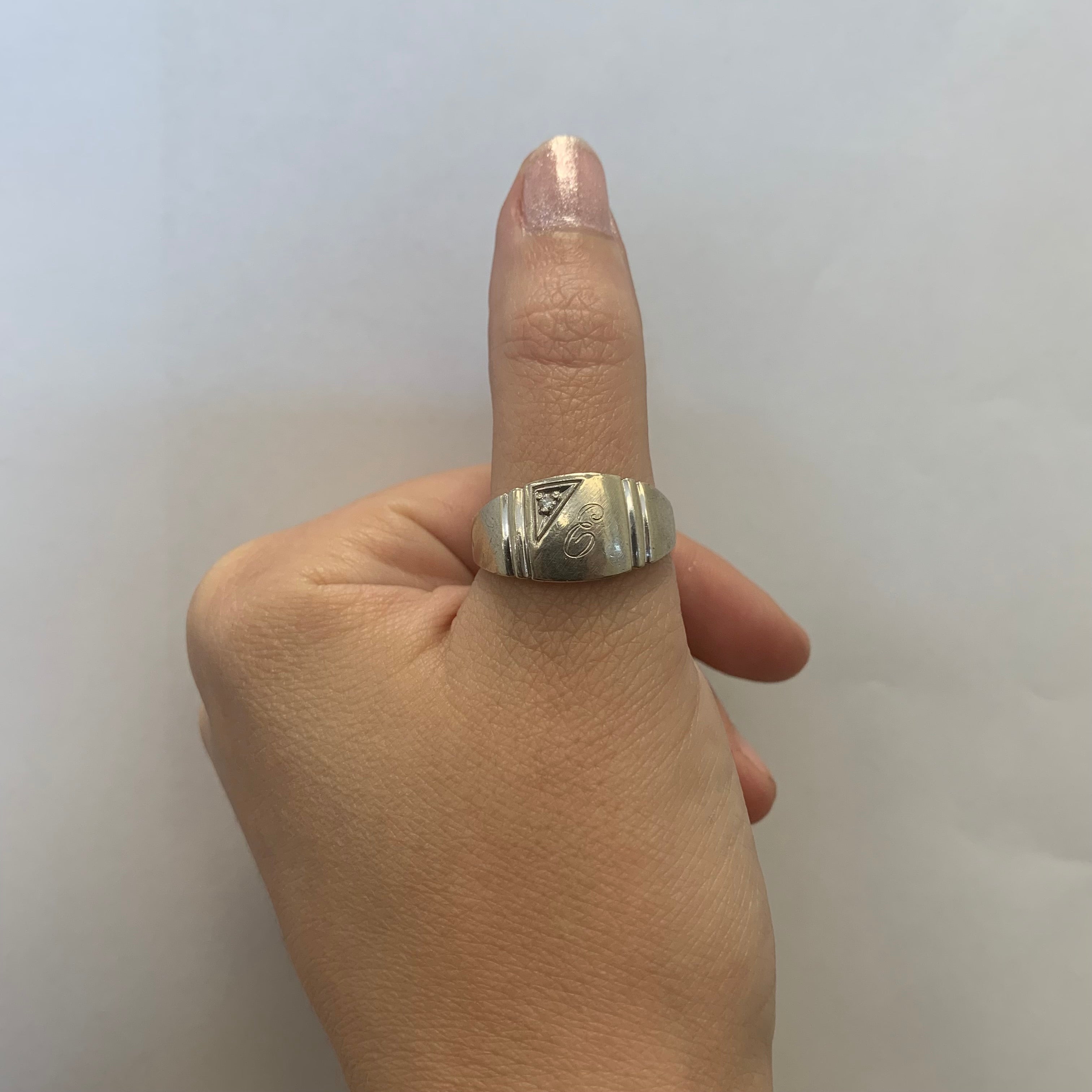 Single Stone Diamond 'E' Initial Signet Ring | 0.02ct | SZ 9.75 |