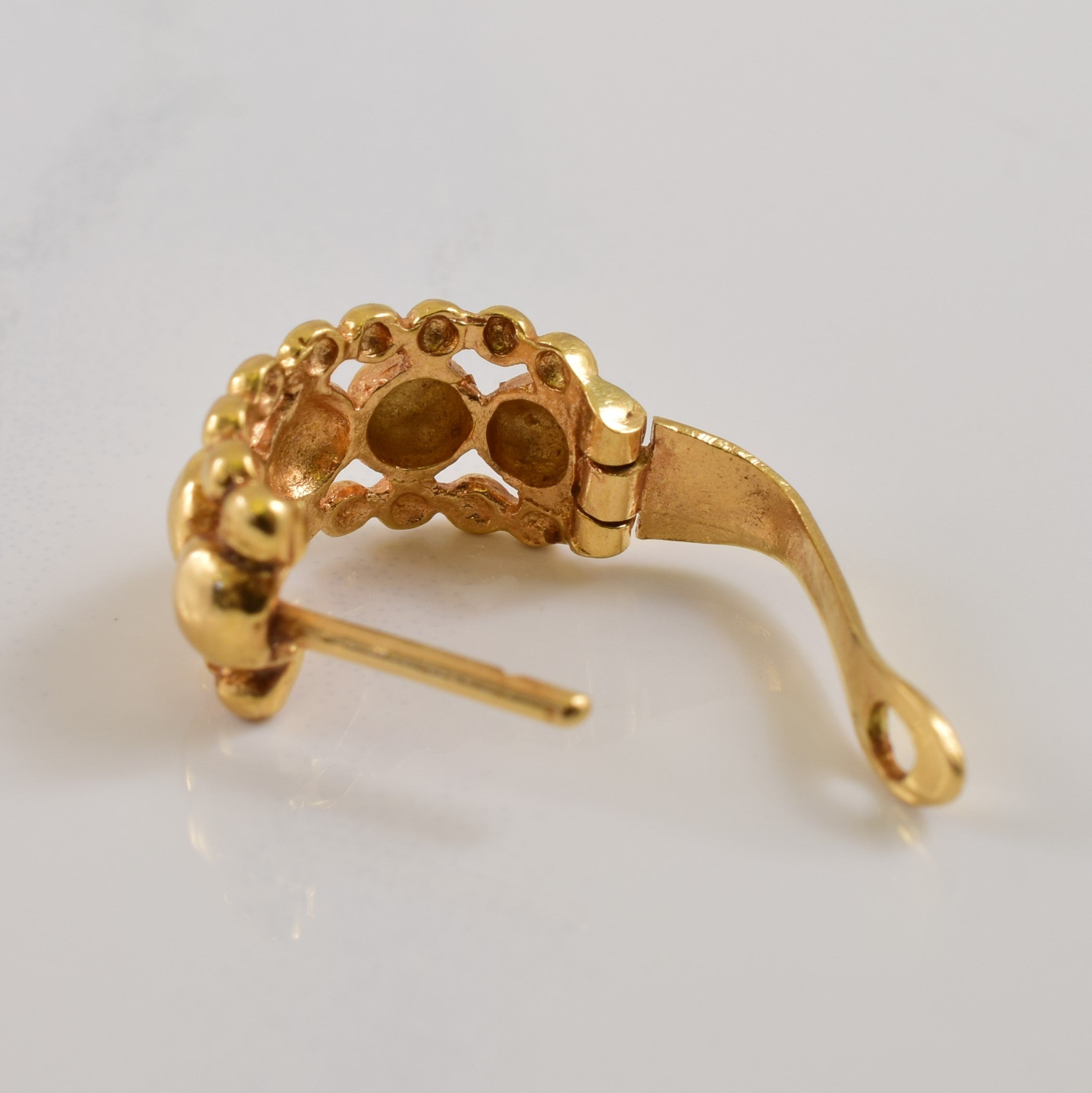 18k Yellow Gold Huggie Earrings |