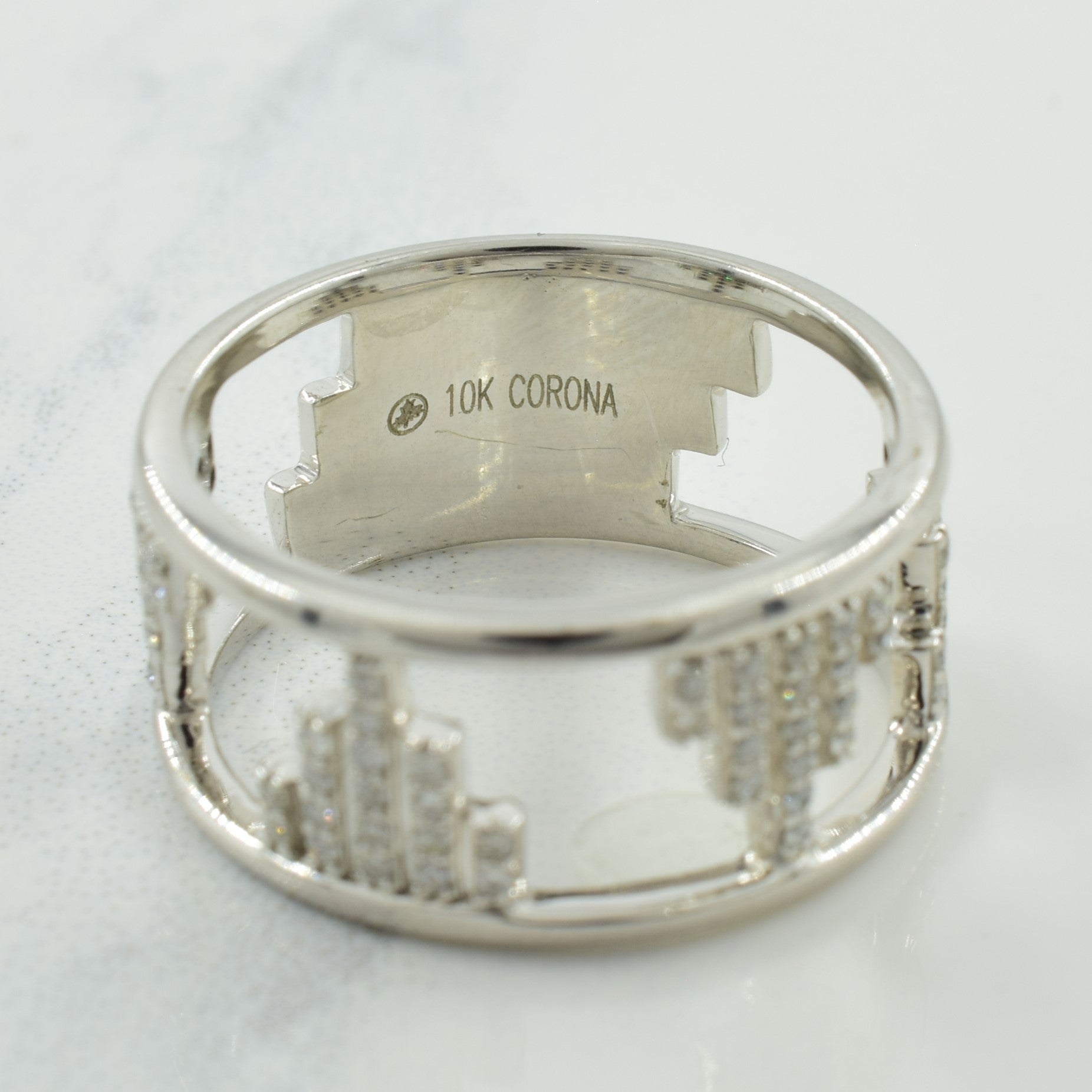 Diamond Ring | 0.32ctw | SZ 6.75 |