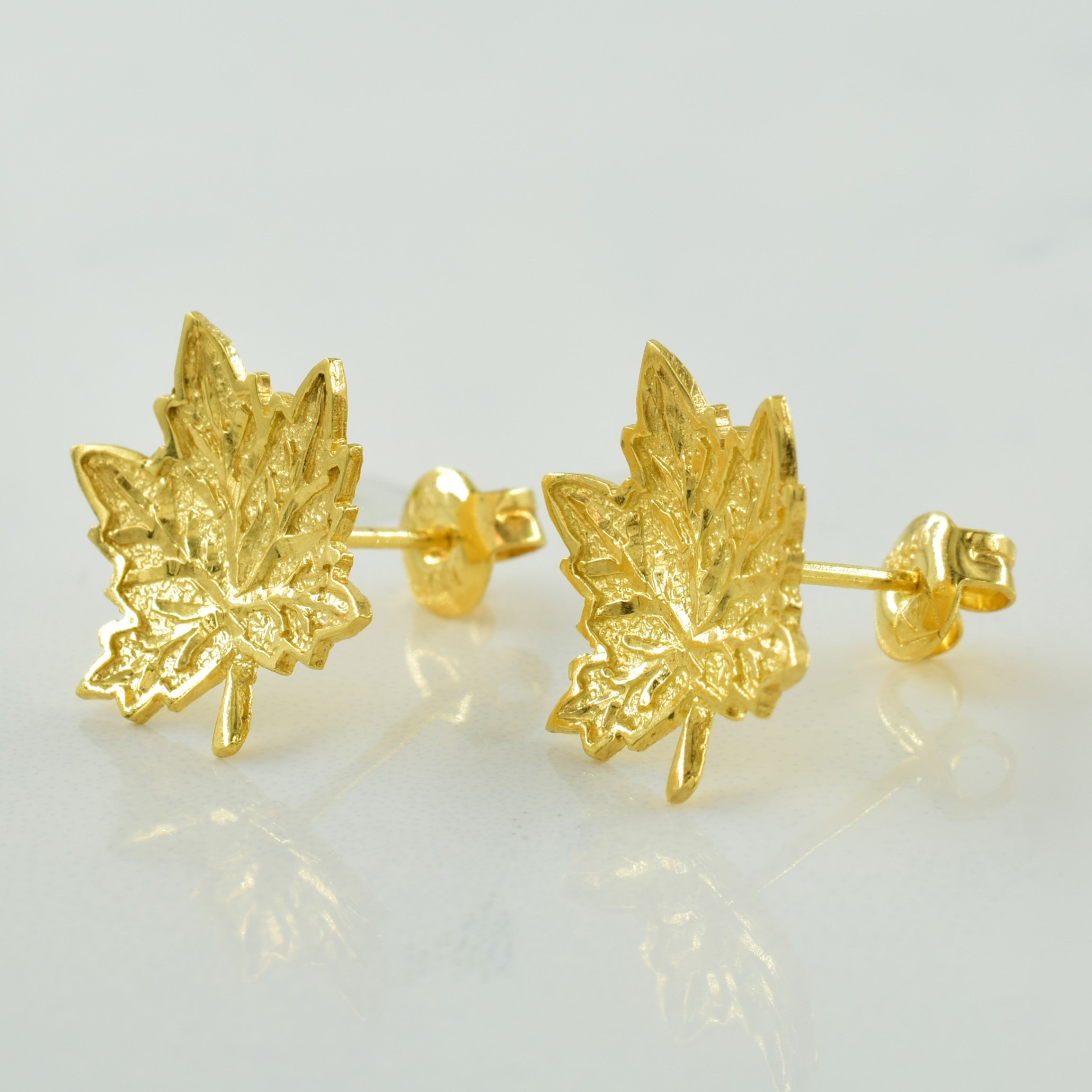 18k Yellow Gold Maple Leaf Stud Earrings