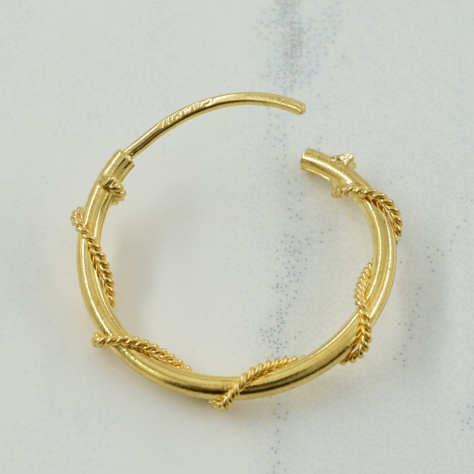 10k Yellow Gold Hoop Earrings |