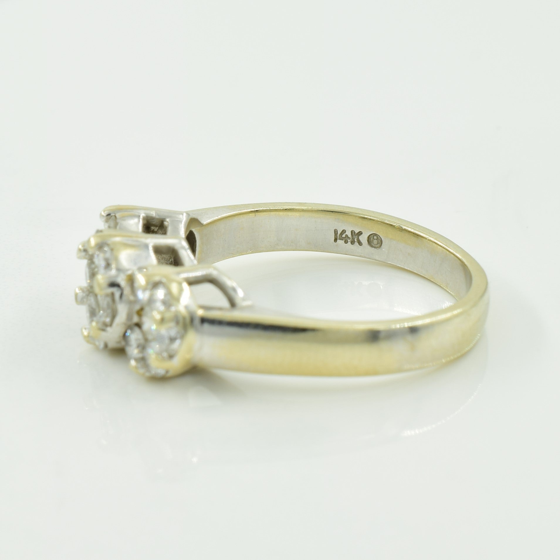 Diamond Cluster Ring | 0.80ctw | SZ 7.25 |