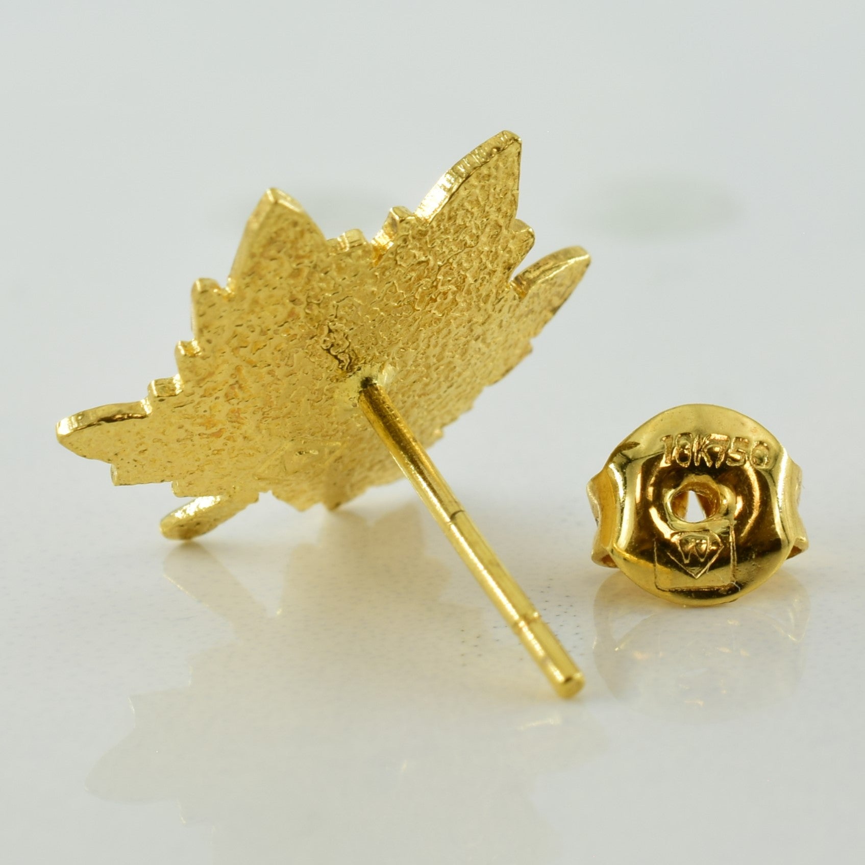 18k Yellow Gold Maple Leaf Stud Earrings