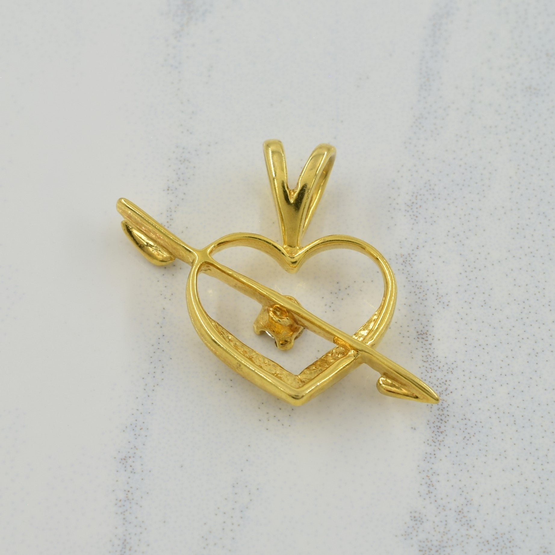 Diamond Heart & Arrow Pendant | 0.06ct |