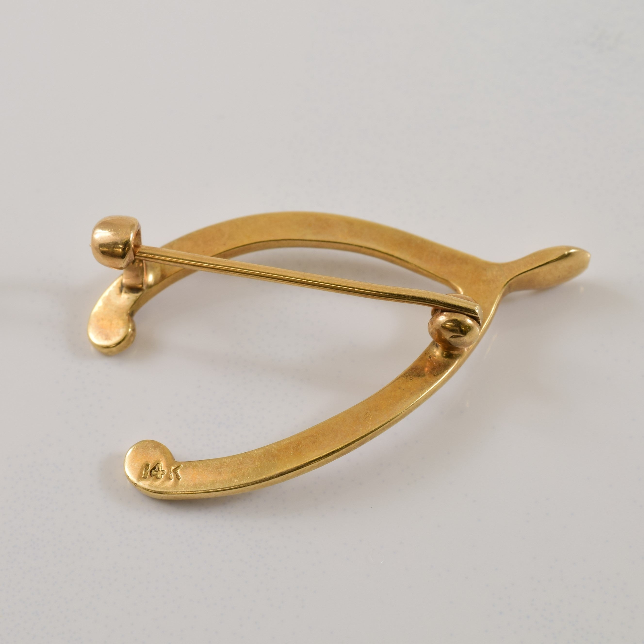 Wishbone Seed Pearl Brooch | 0.50ctw |