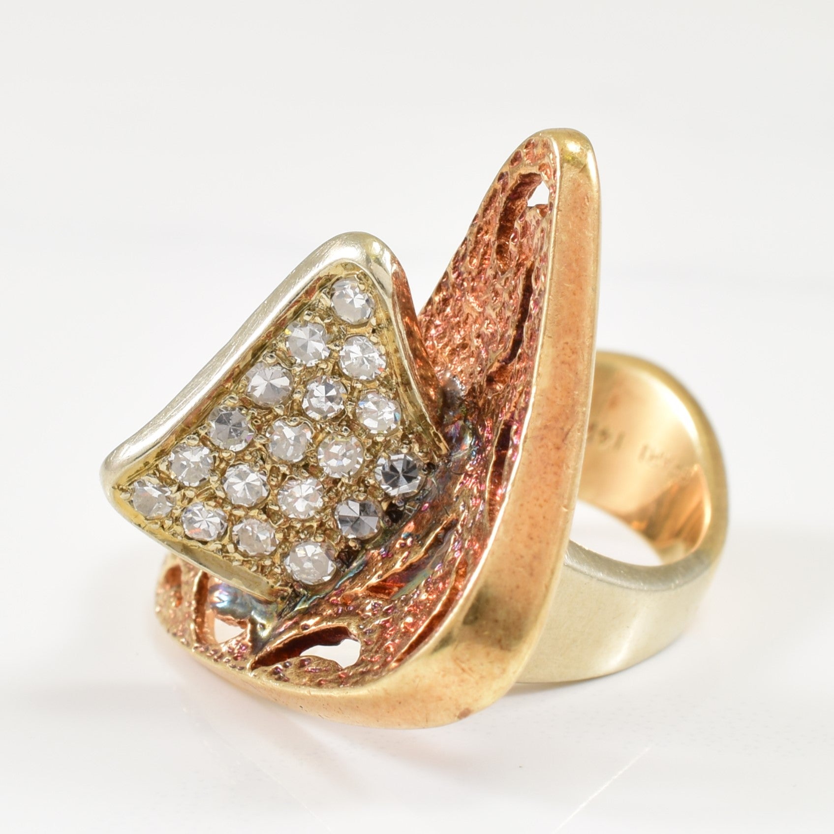 Abstract Two Tone Diamond Ring | 0.36ctw | SZ 7 |