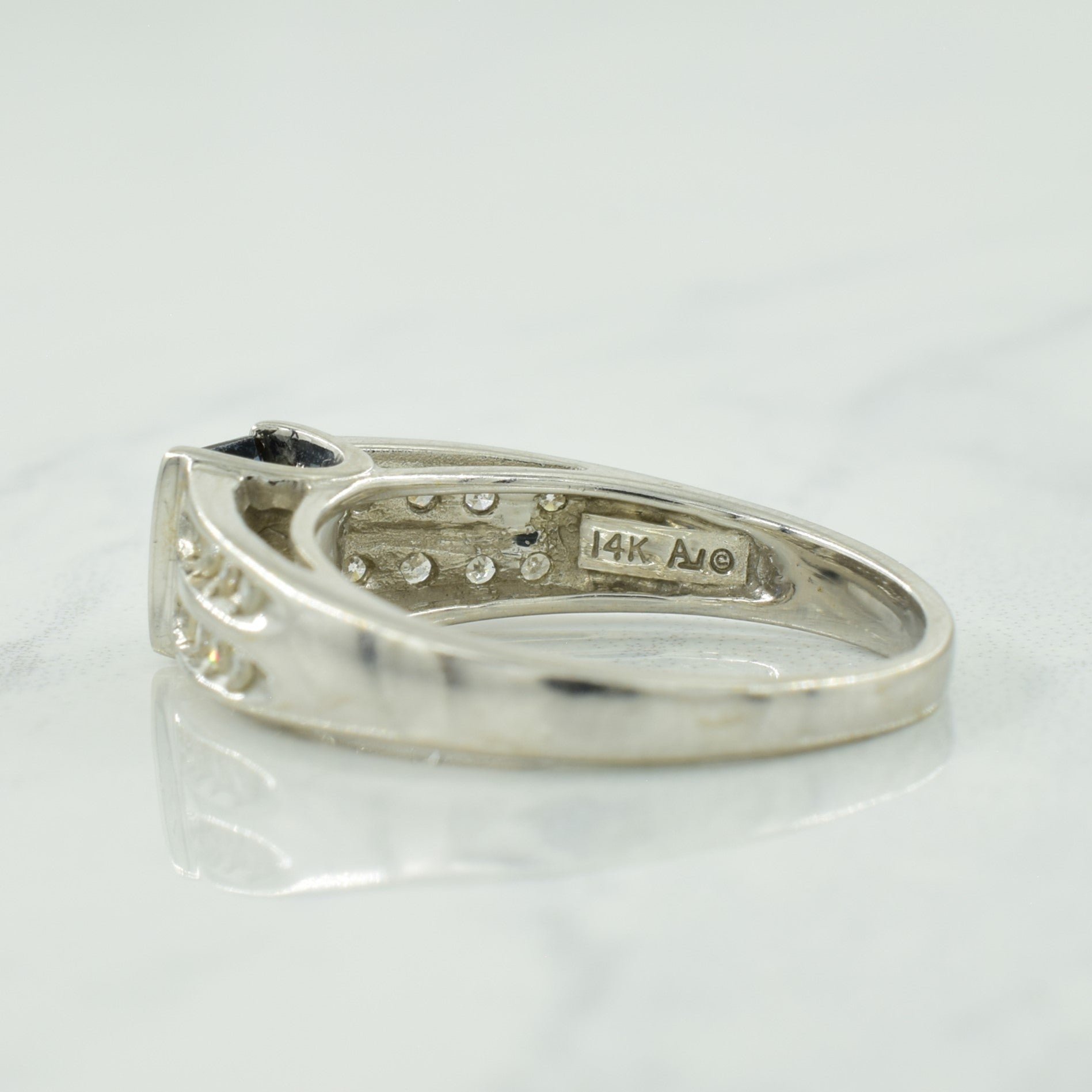 Sapphire & Diamond Ring | 0.52ct, 0.14ctw | SZ 6.5 |