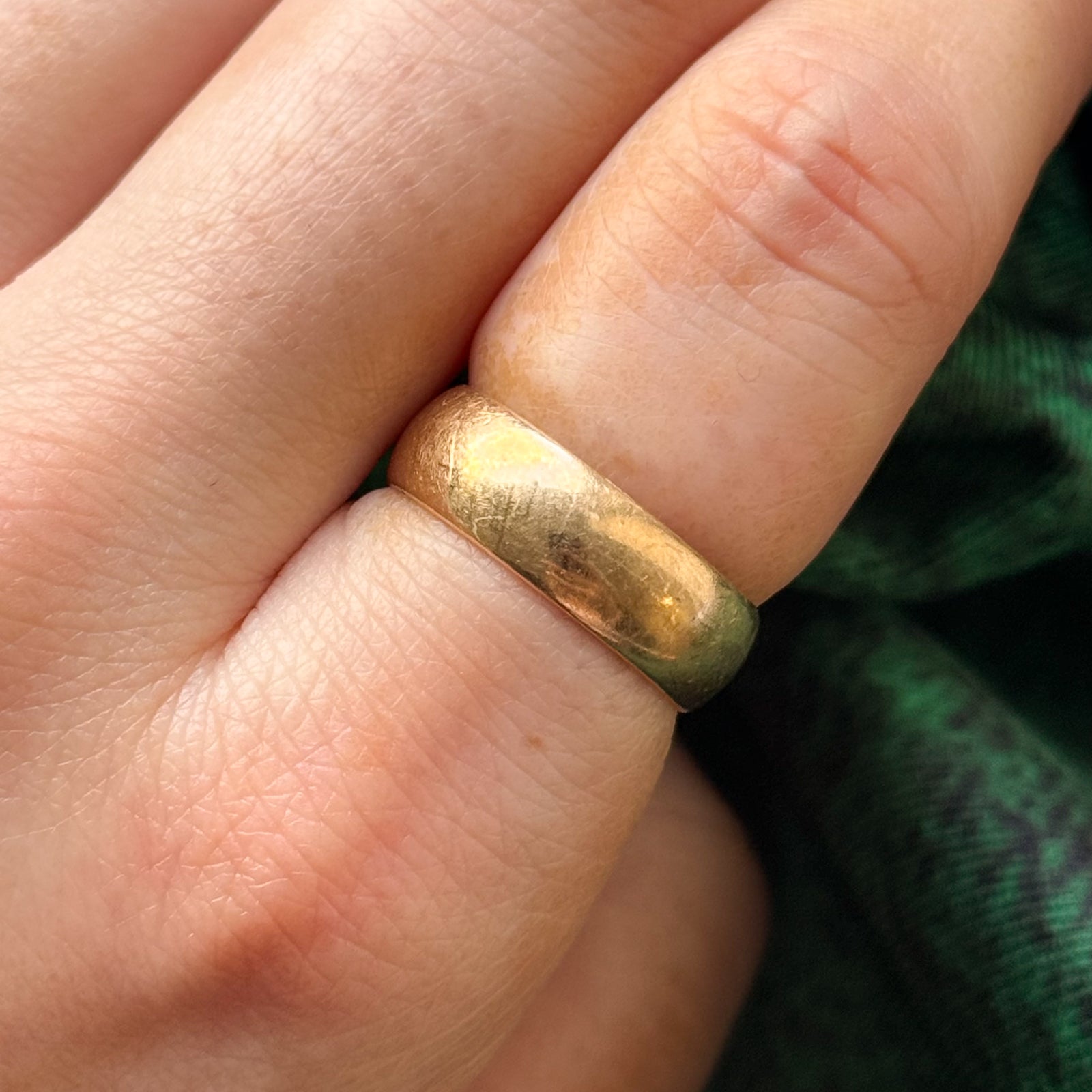 1918 Birmingham Yellow Gold Band | SZ 7.25 |