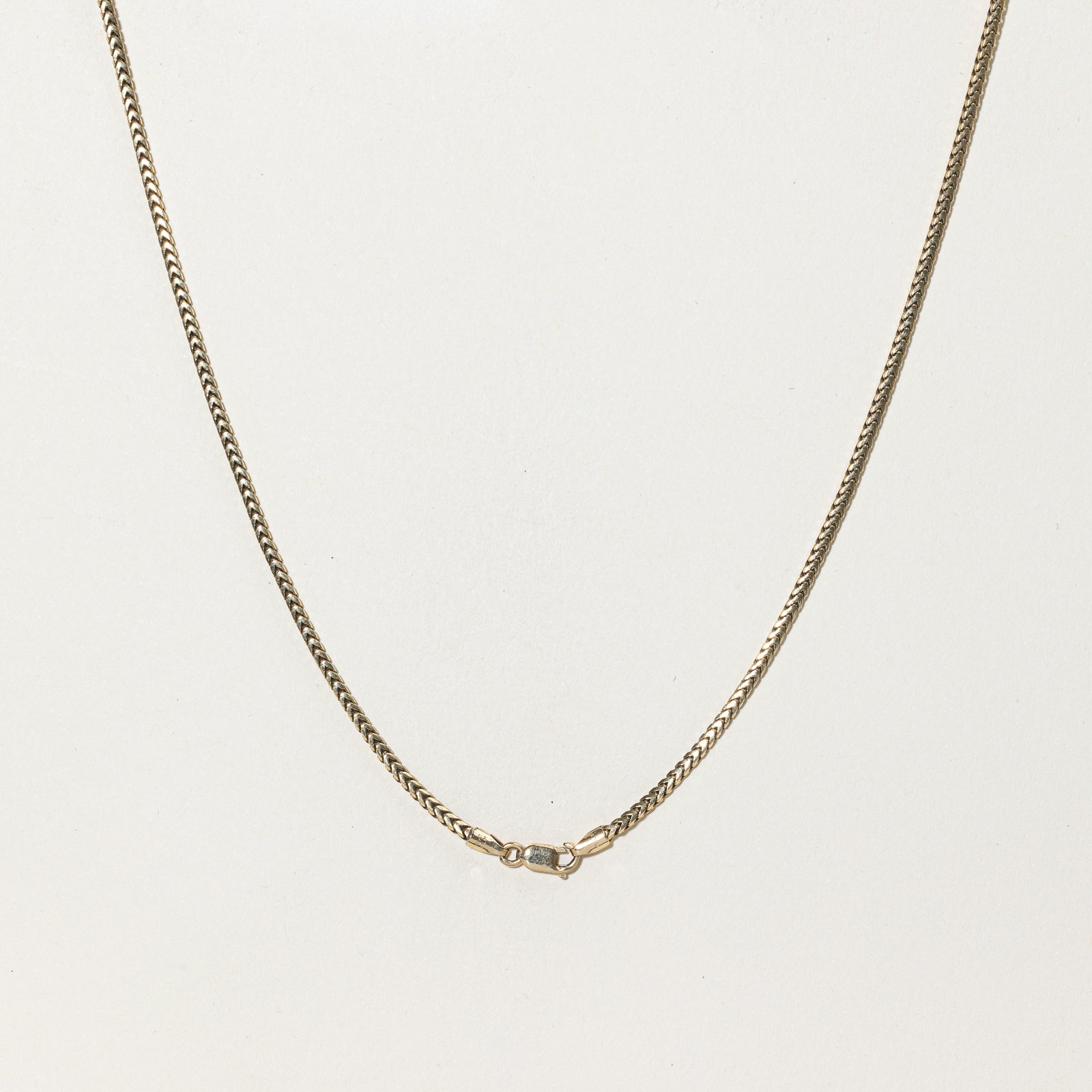 10k Yellow Gold Snake Chain Necklace with Clover Pendant | 25" |