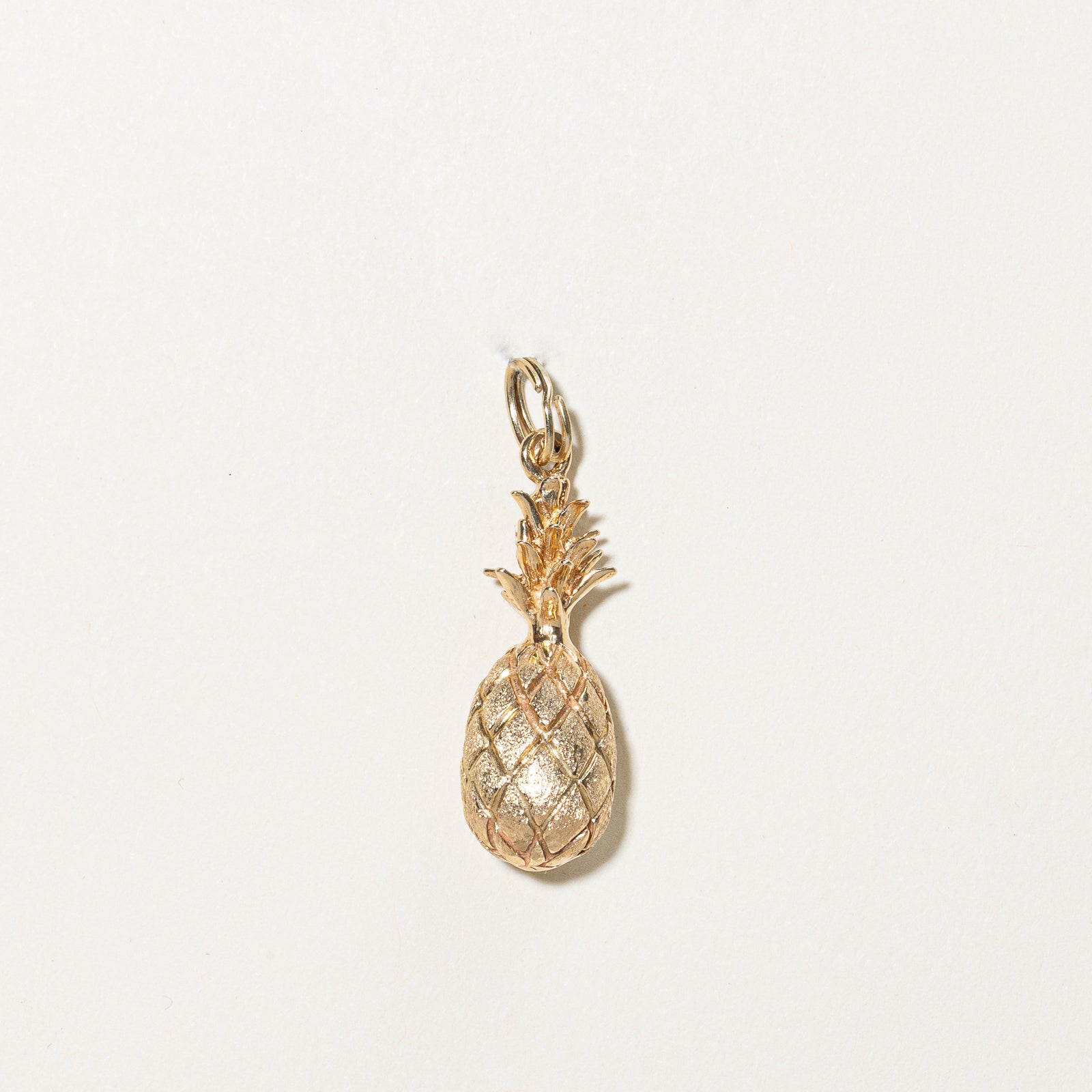 14k Yellow Gold Pineapple Charm |