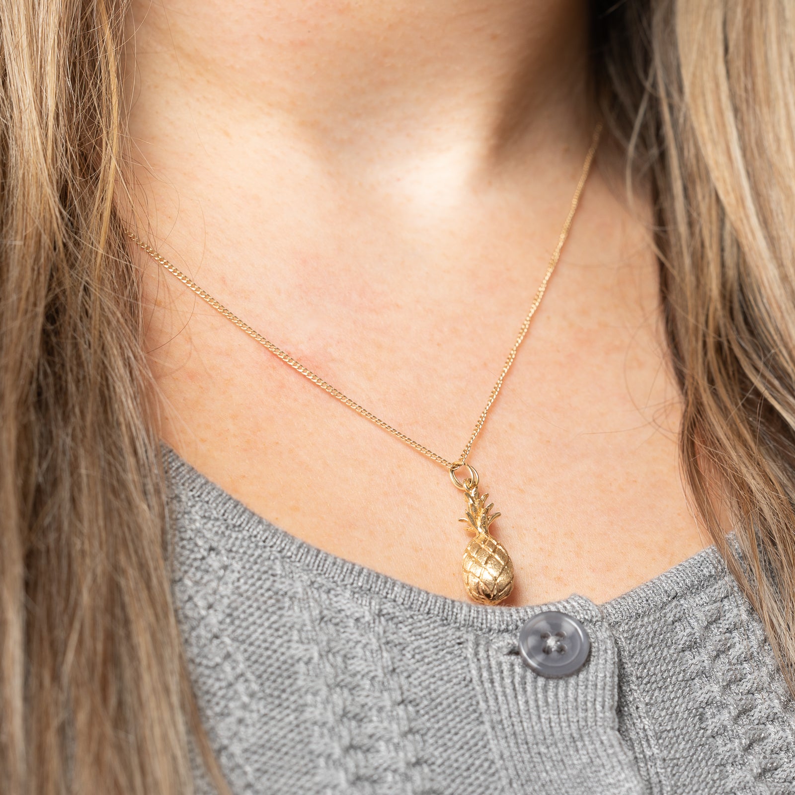 14k Yellow Gold Pineapple Charm |
