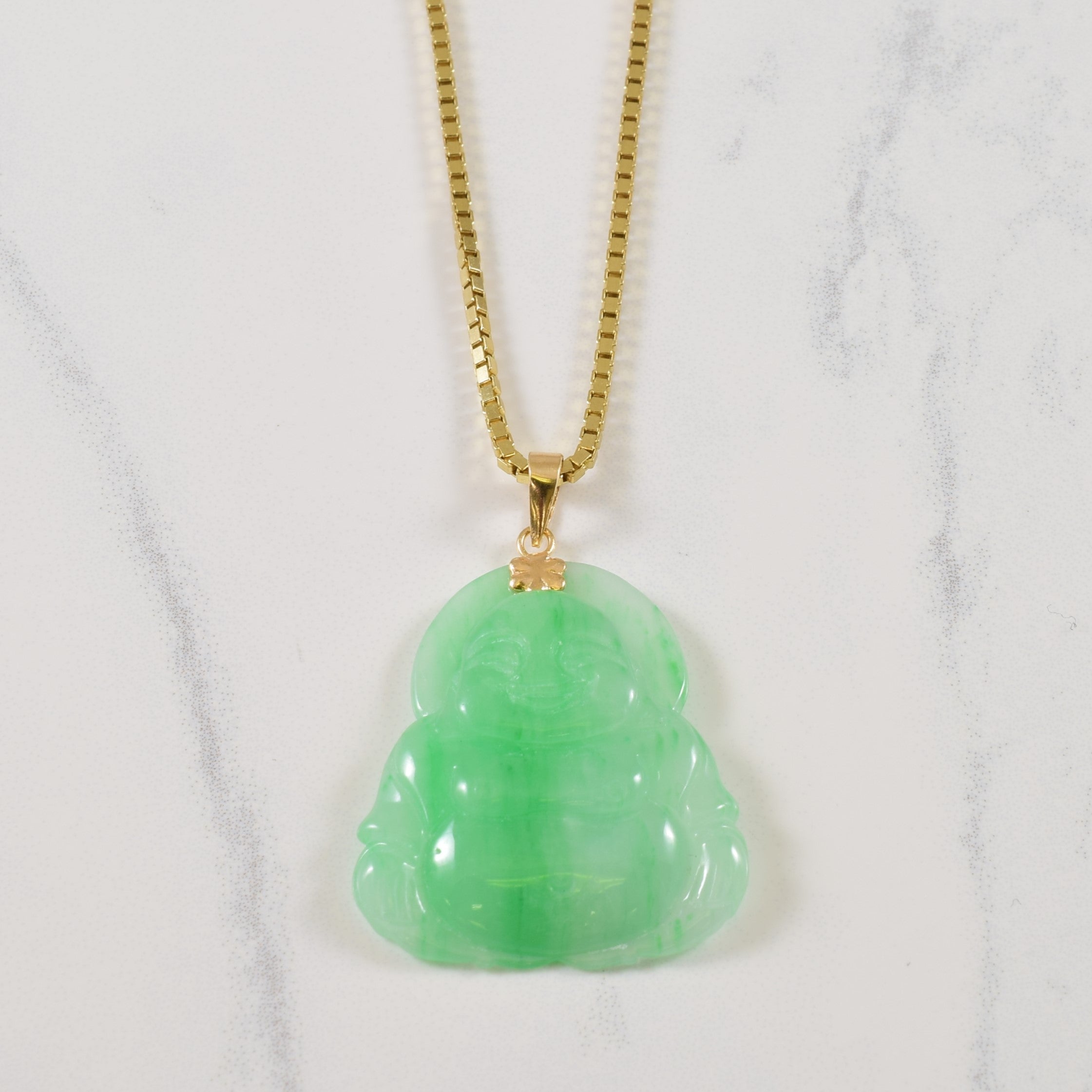 Carved Jadeite Necklace | 30.00ct | 15.5" |