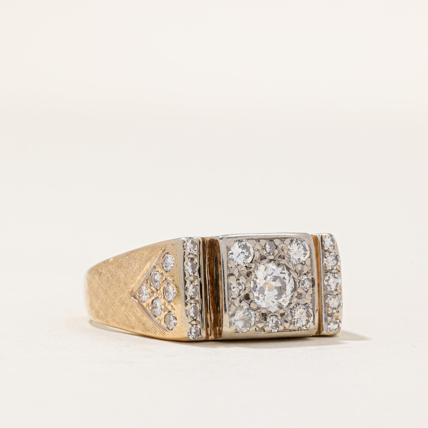 Vintage Pave Set Diamond Ring | 0.91ctw | SZ 10.25 |