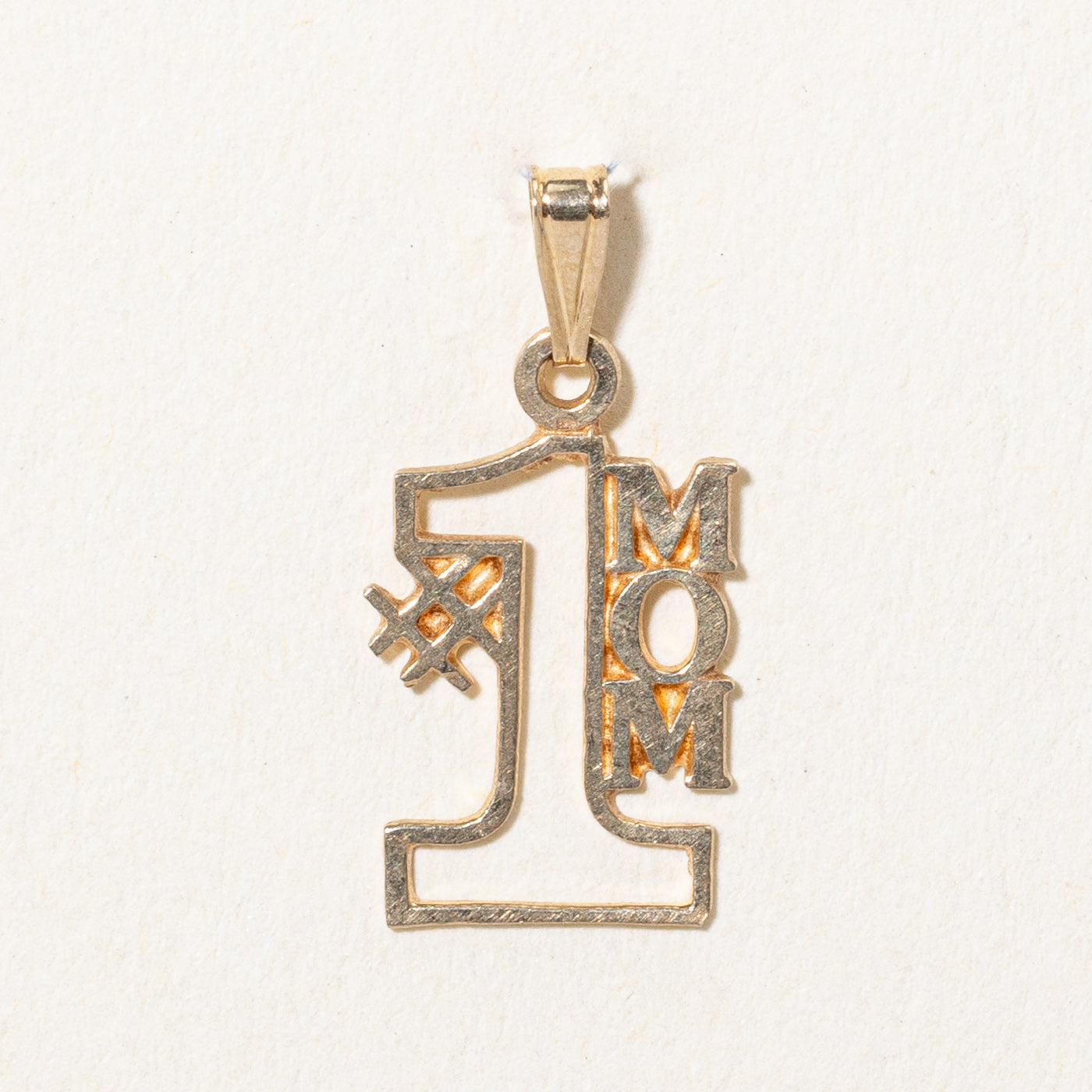 10k Yellow Gold '#1 Mom' Pendant