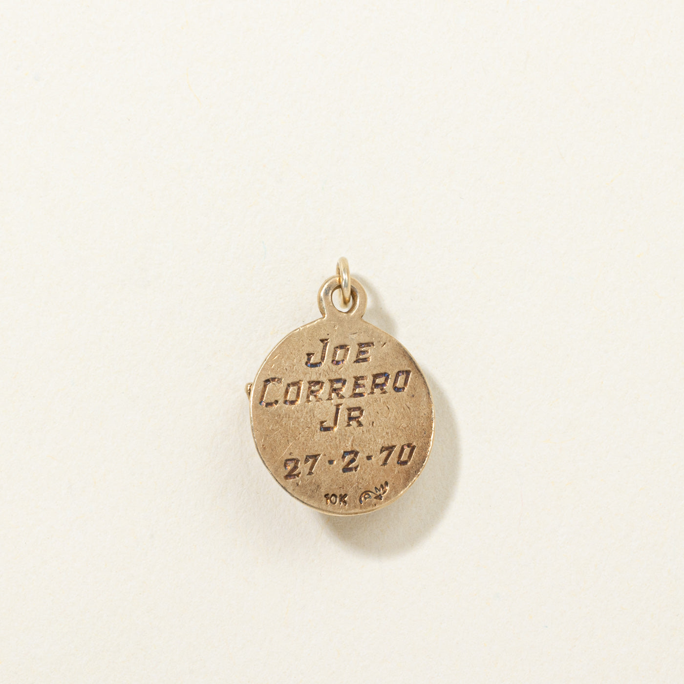 10K Yellow Gold Engraved Drum Pendant