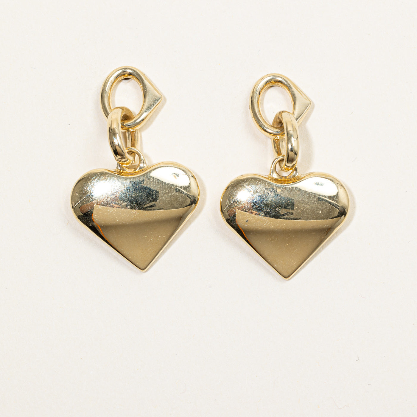 Boucles d'oreilles en forme de cœur en or jaune 18 carats