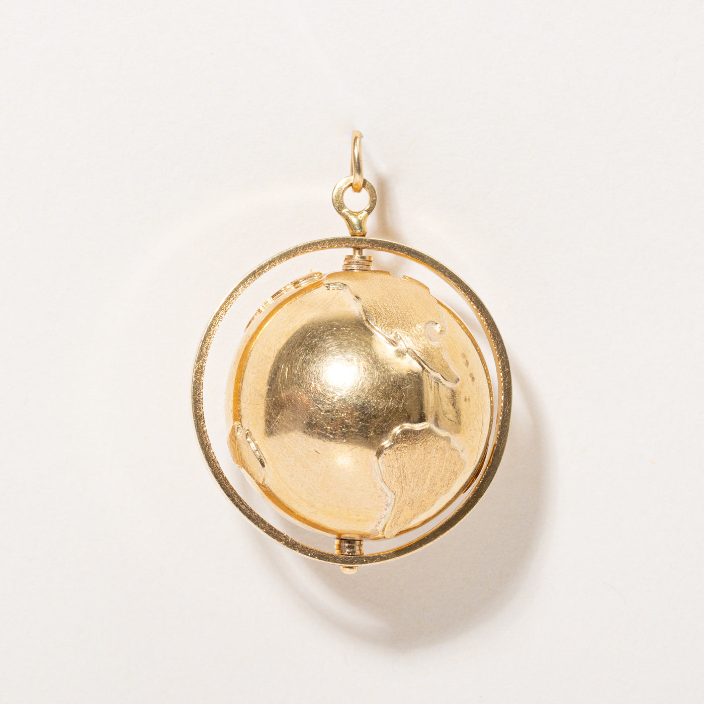 18k Yellow Gold Spinning Globe Pendant