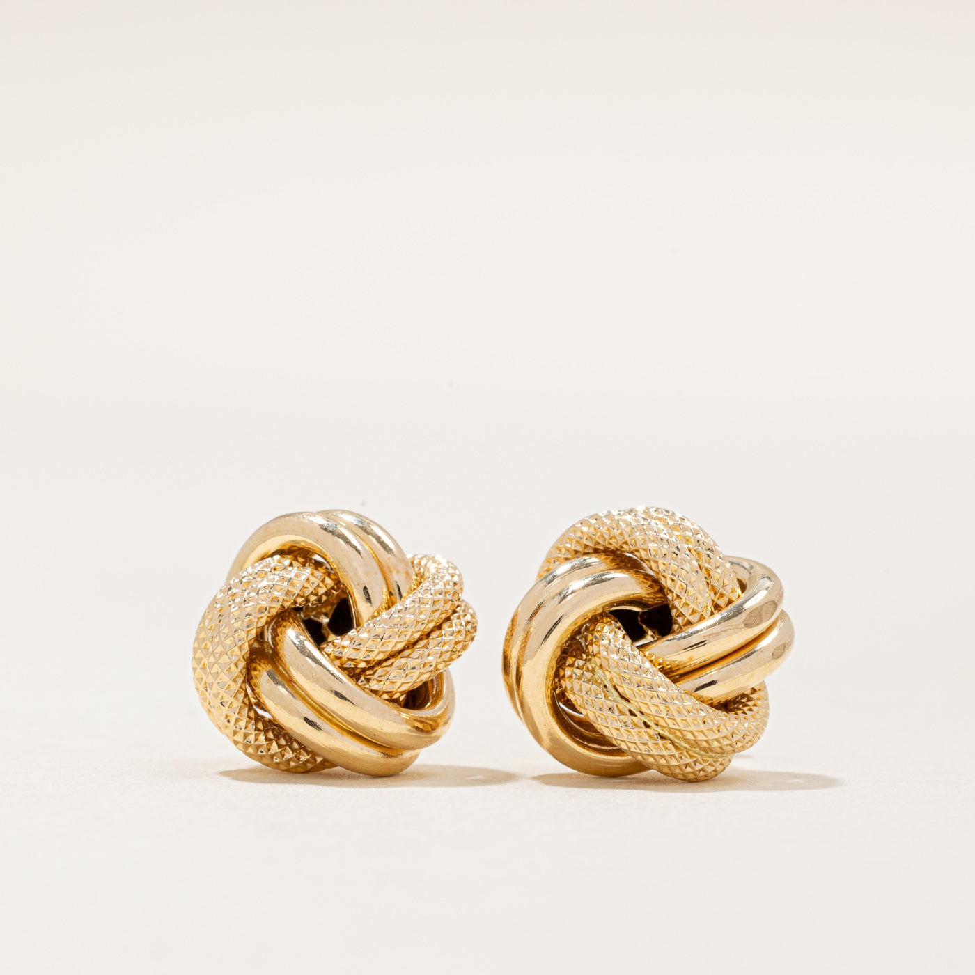 18k Yellow Gold Knot Earrings