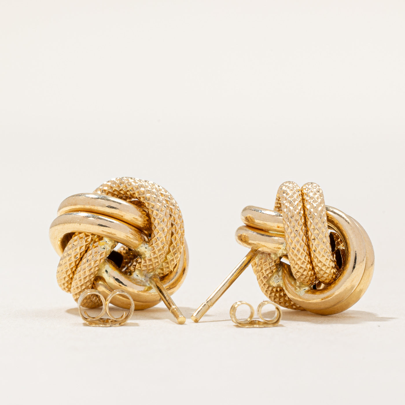 18k Yellow Gold Knot Earrings