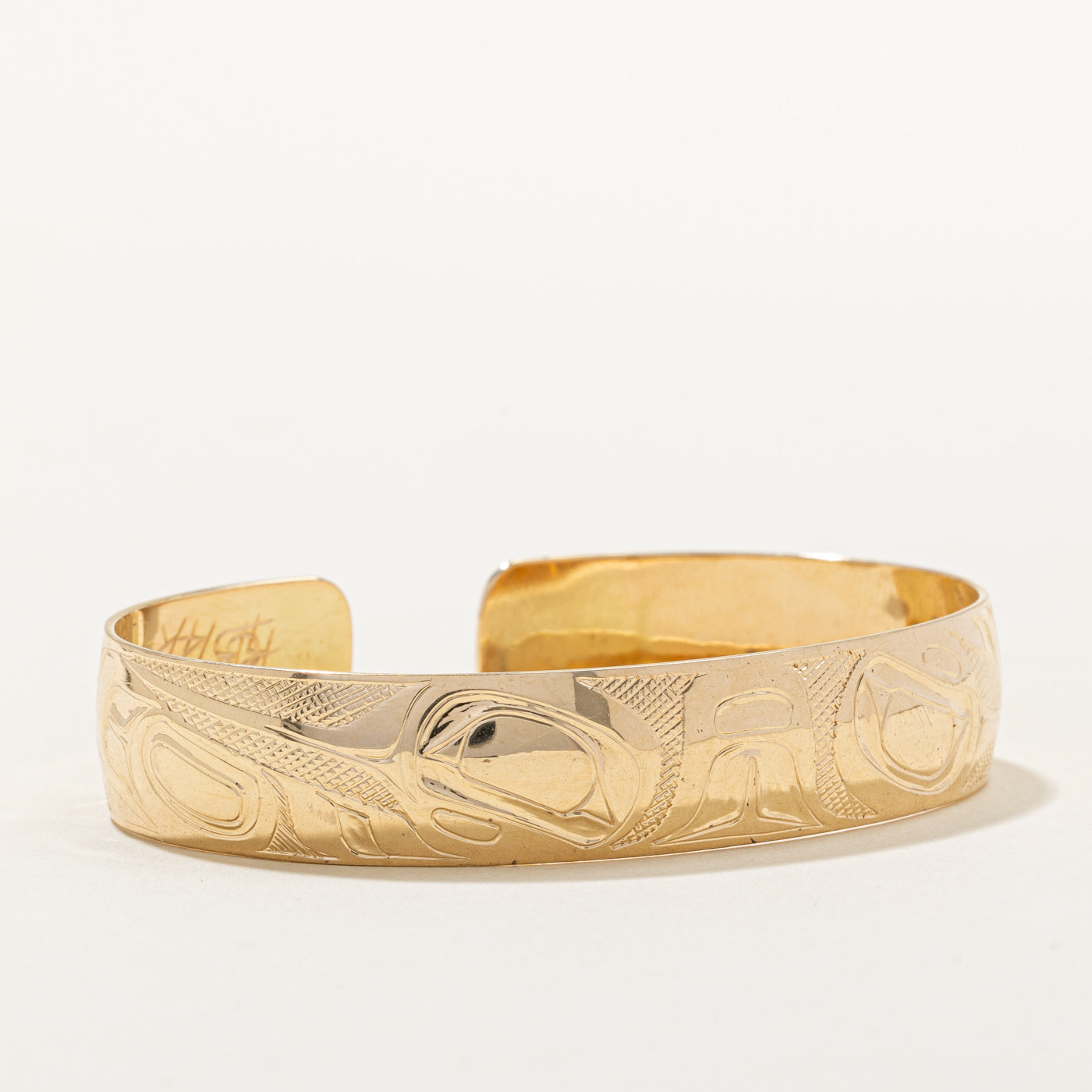 14k Yellow Gold Indigenous Art Bangle | 6.5" |