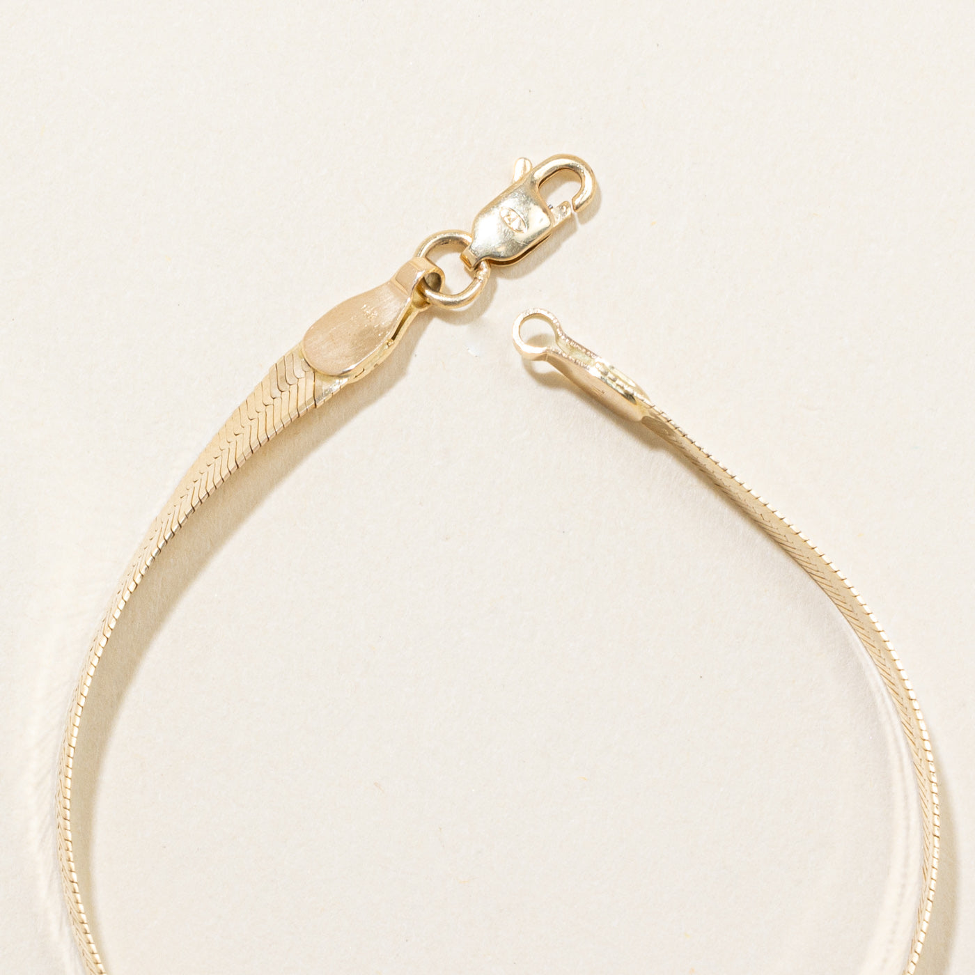 14k Yellow Gold Herringbone Bracelet | 7" |