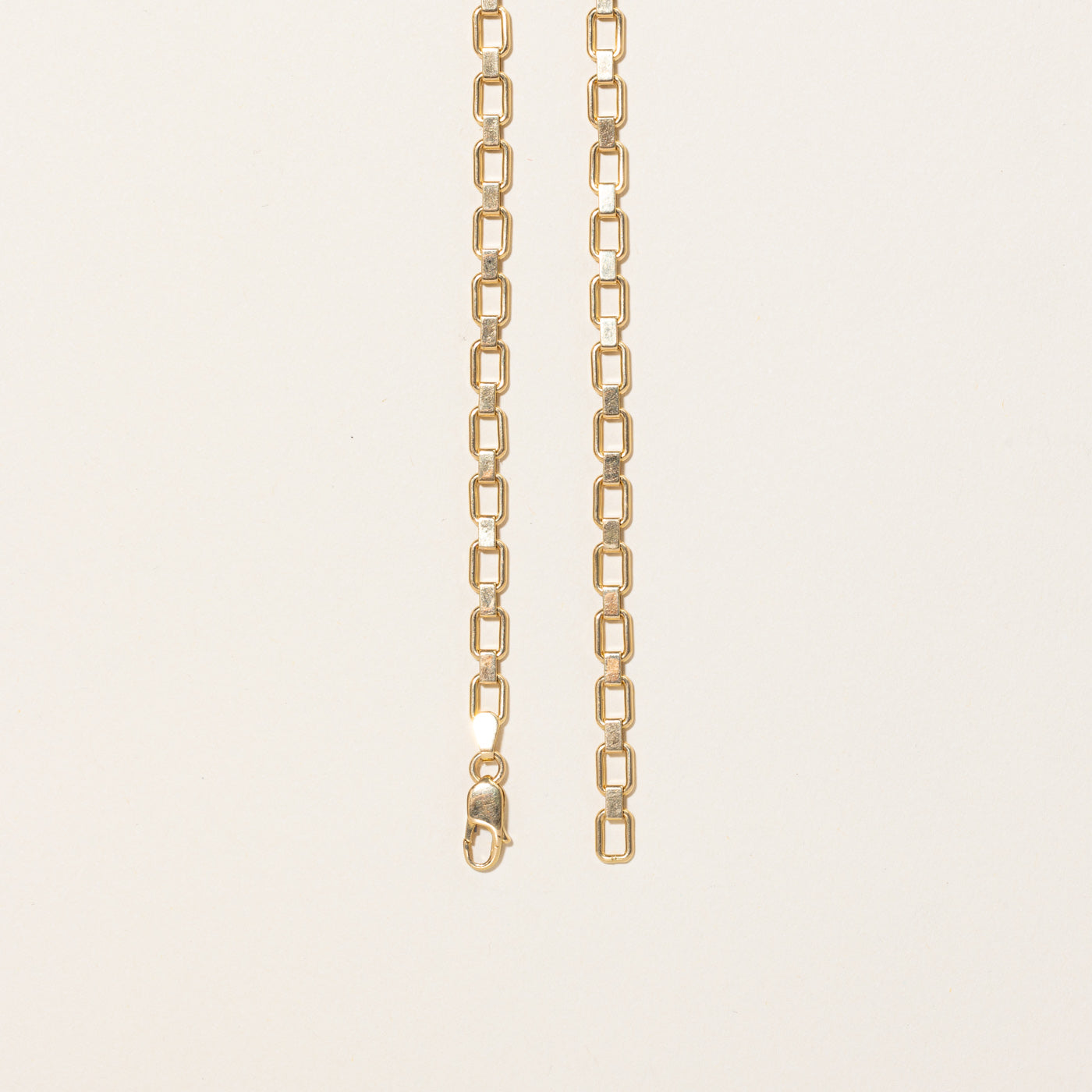 18k Yellow Gold Rectangle Link Necklace | 18" |