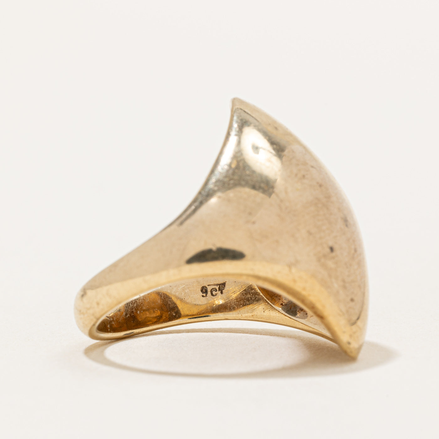 9k Yellow Gold Cocktail Ring | SZ 6.5 |