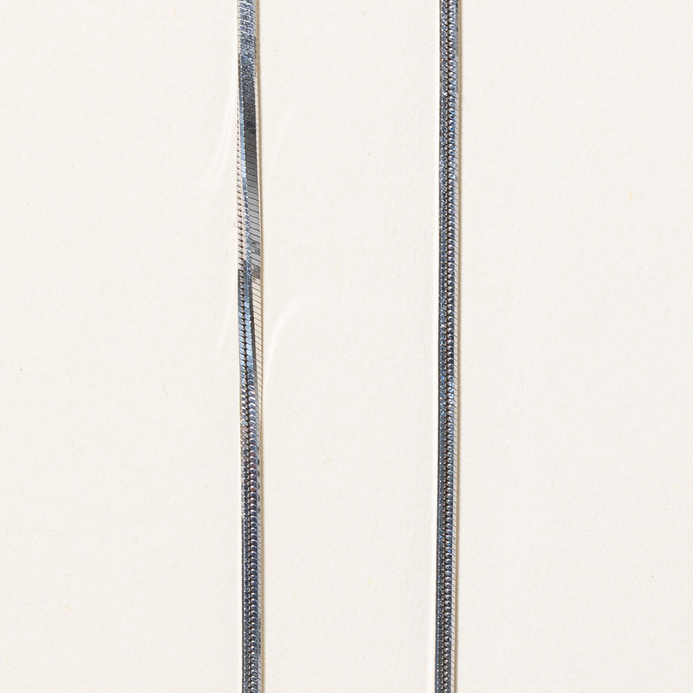 14k White Gold Snake Chain | 16" |