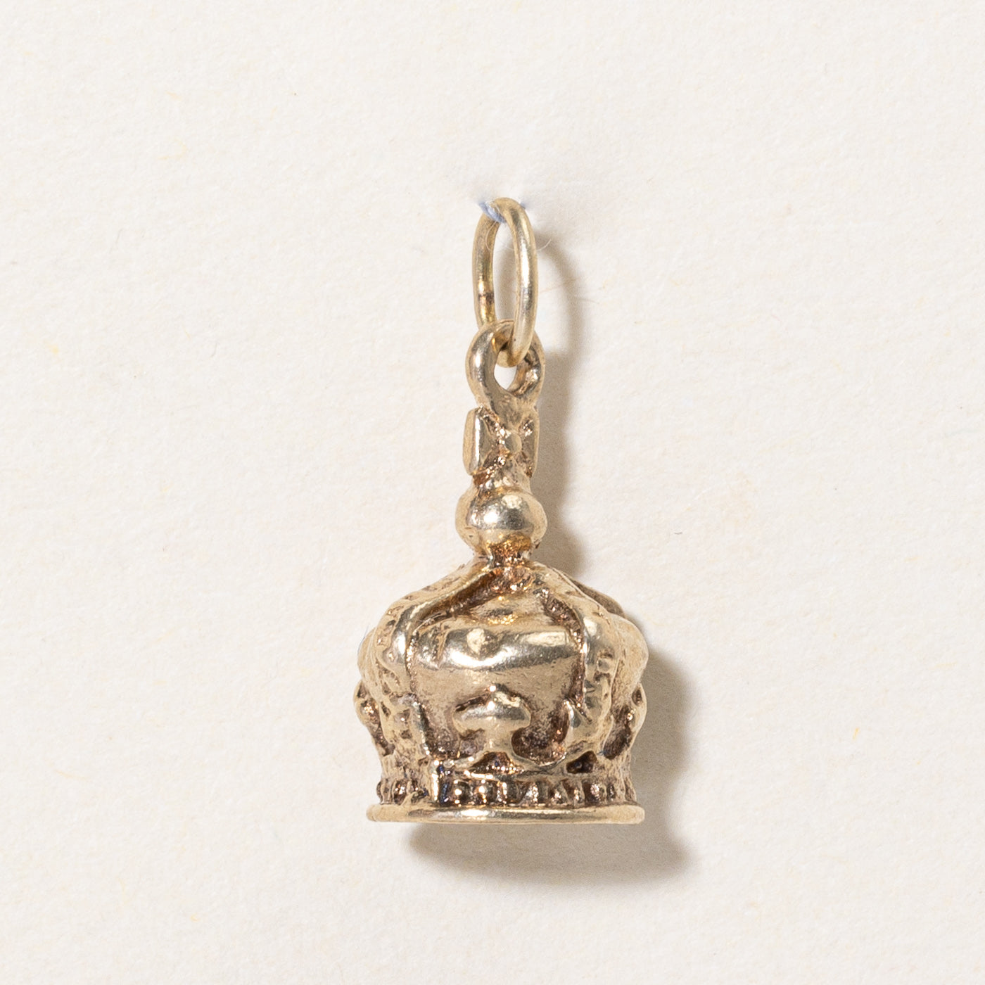Breloque couronne en or jaune 10 carats