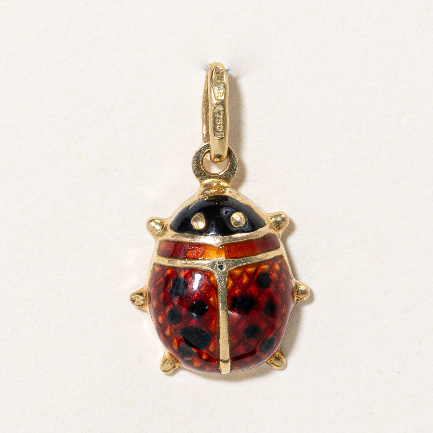 Breloque coccinelle en or jaune 18 carats et émail