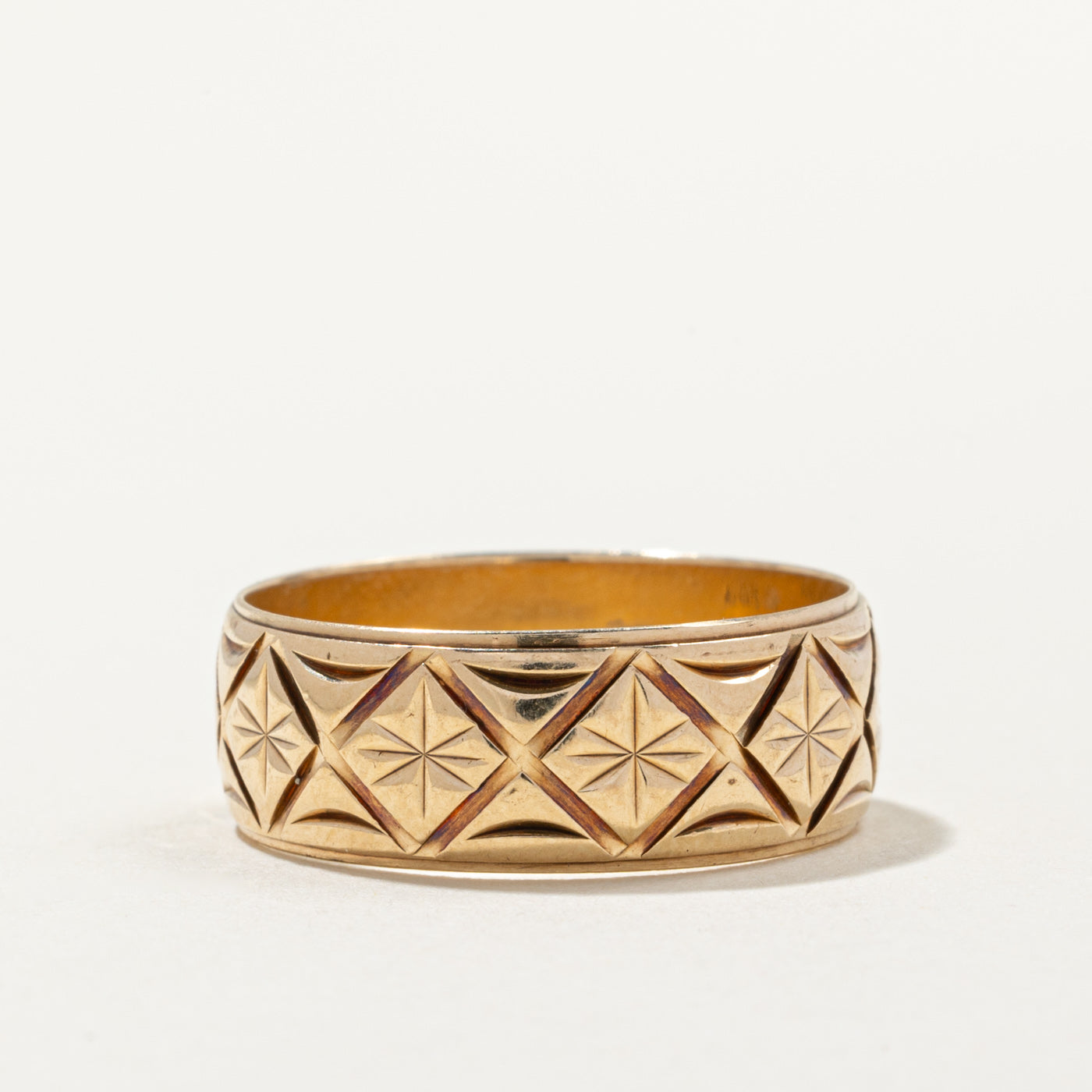 Bague en or jaune 10 carats gravée | 7,85 mm | Taille 10,25 |