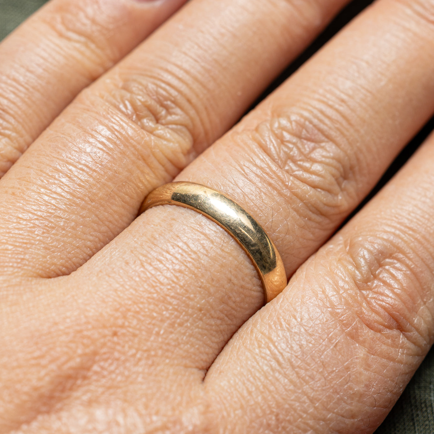 10k Yellow Gold Band | 4.00mm | SZ 9 |