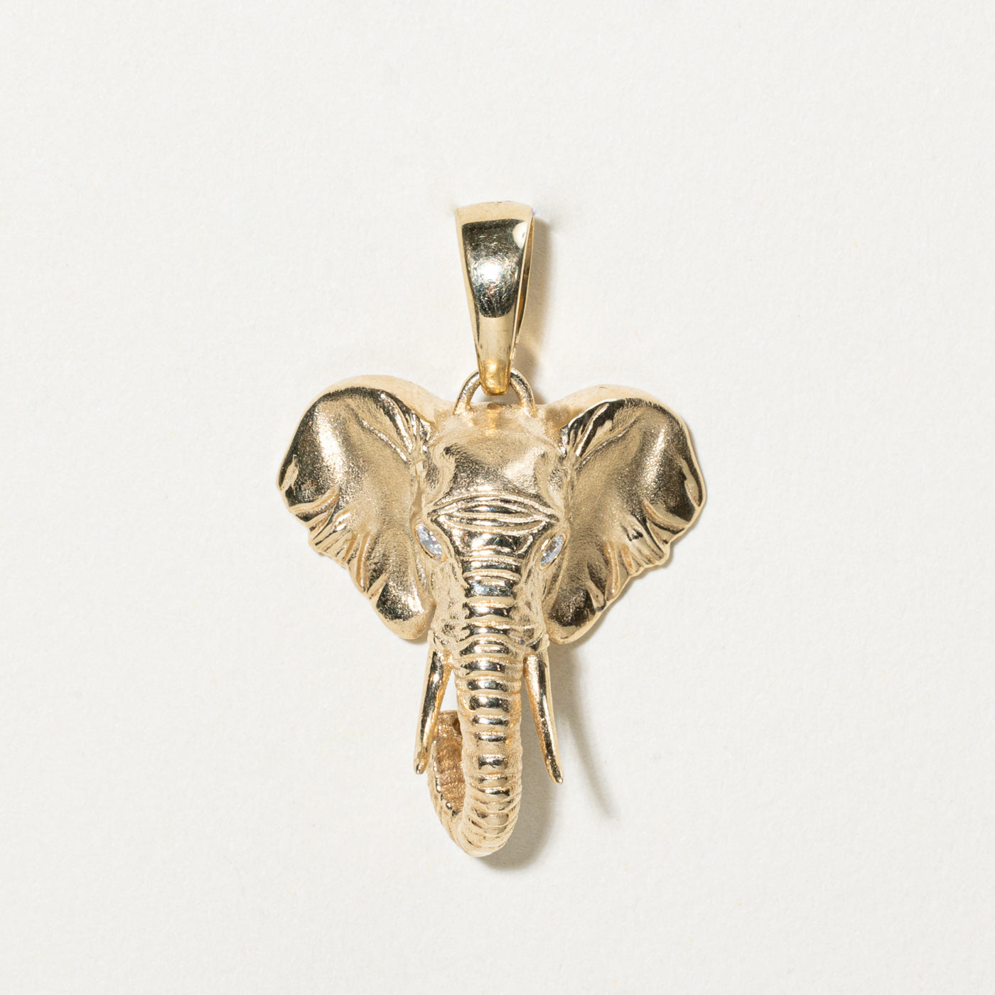 Pendentif tête d'éléphant en diamant | 0,05 ct |