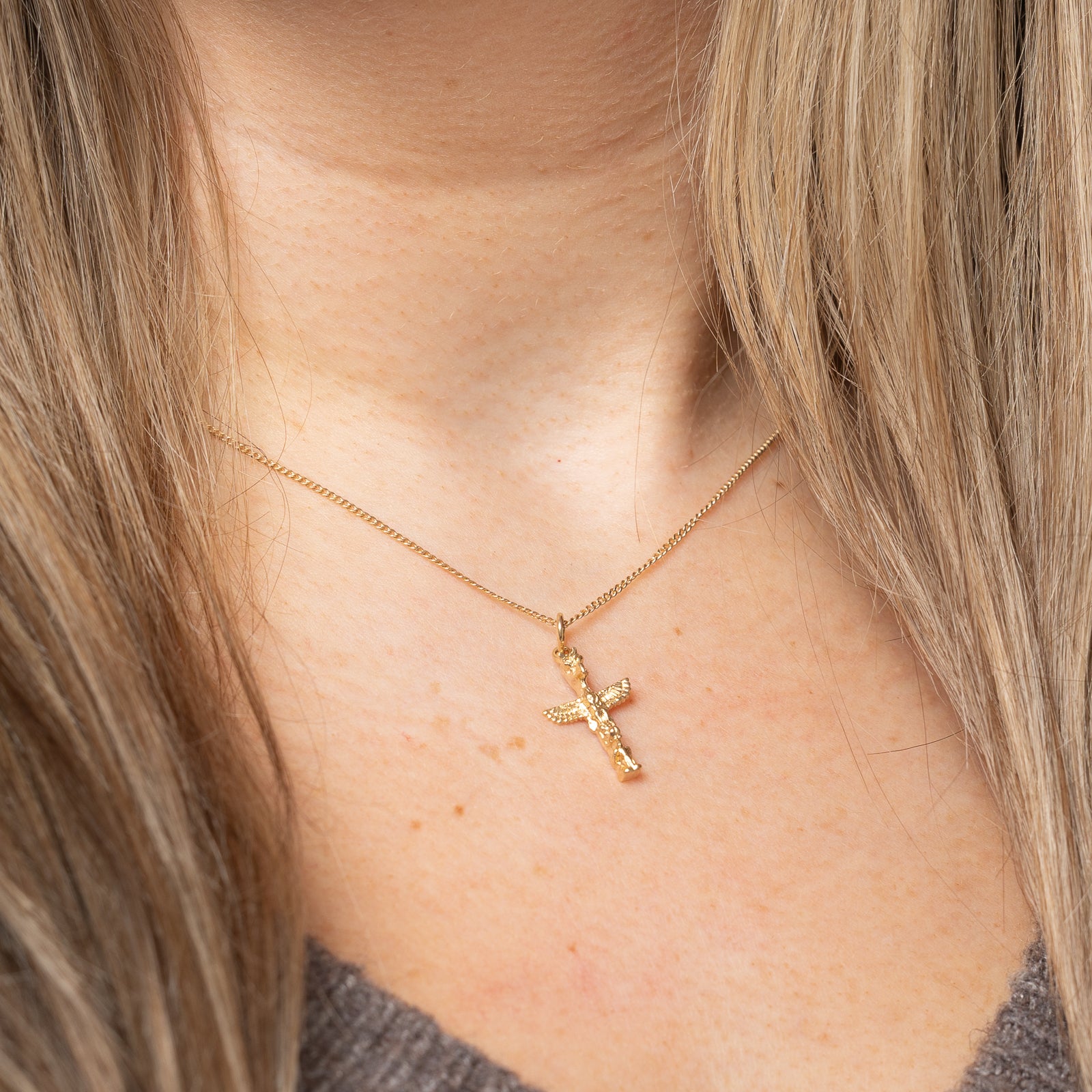 10k Yellow Gold Totem Pole Charm |