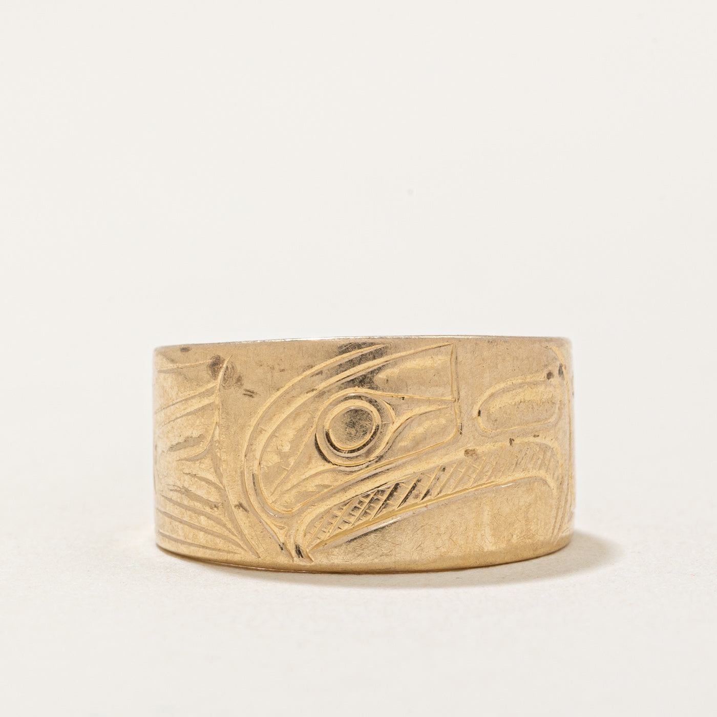 Bague en or jaune 12 carats d'inspiration autochtone | Taille 4,5 |
