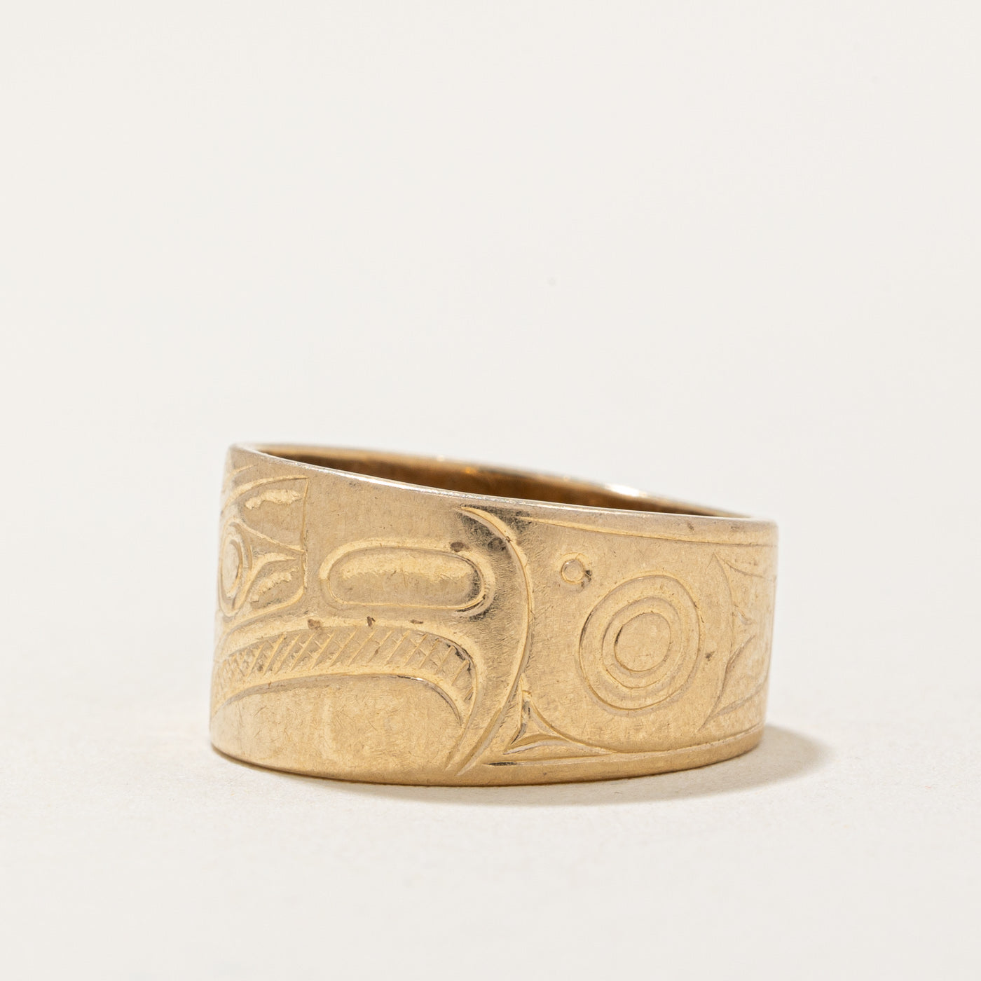 Bague en or jaune 12 carats d'inspiration autochtone | Taille 4,5 |