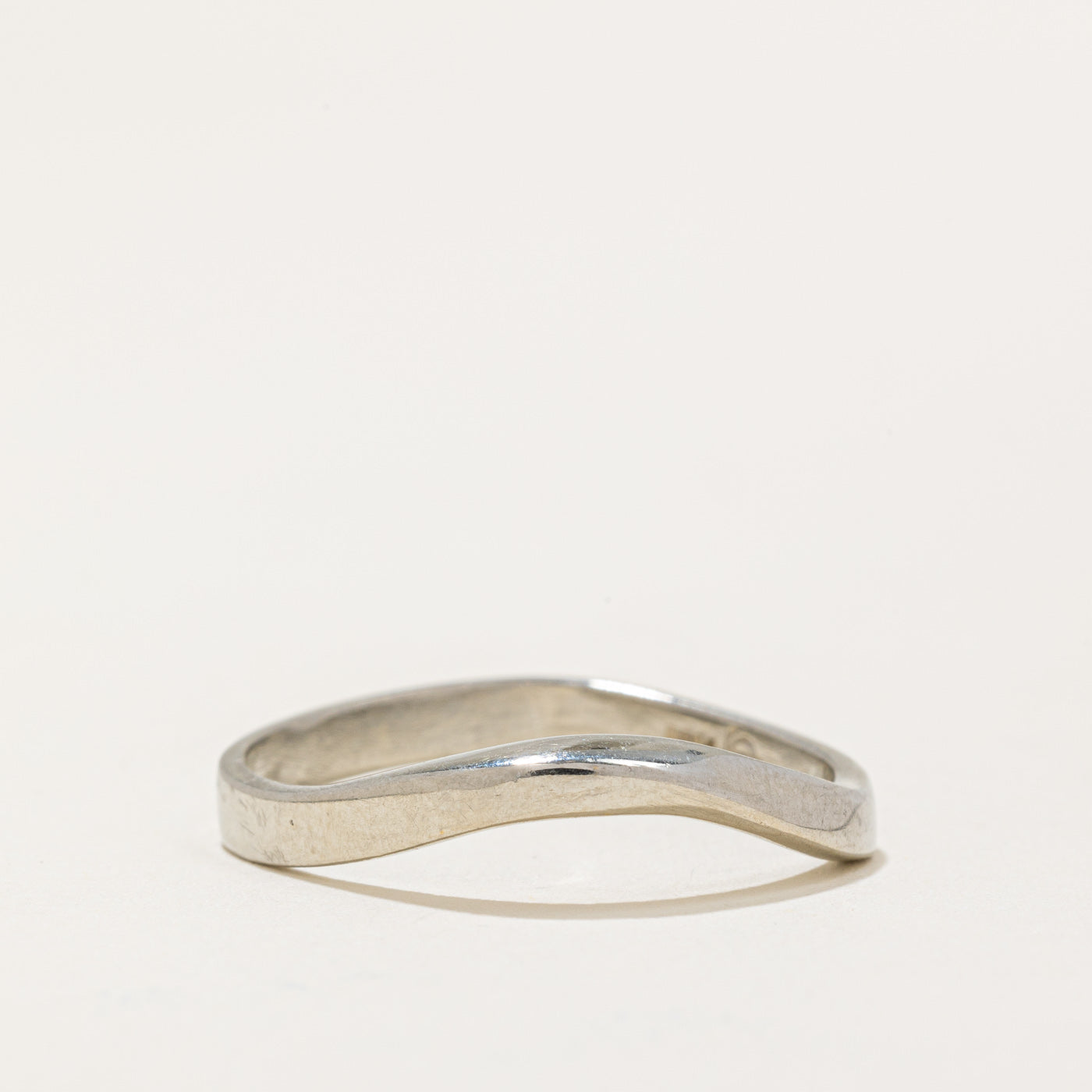 18k White Gold Freeform Ring | SZ 7.75 |