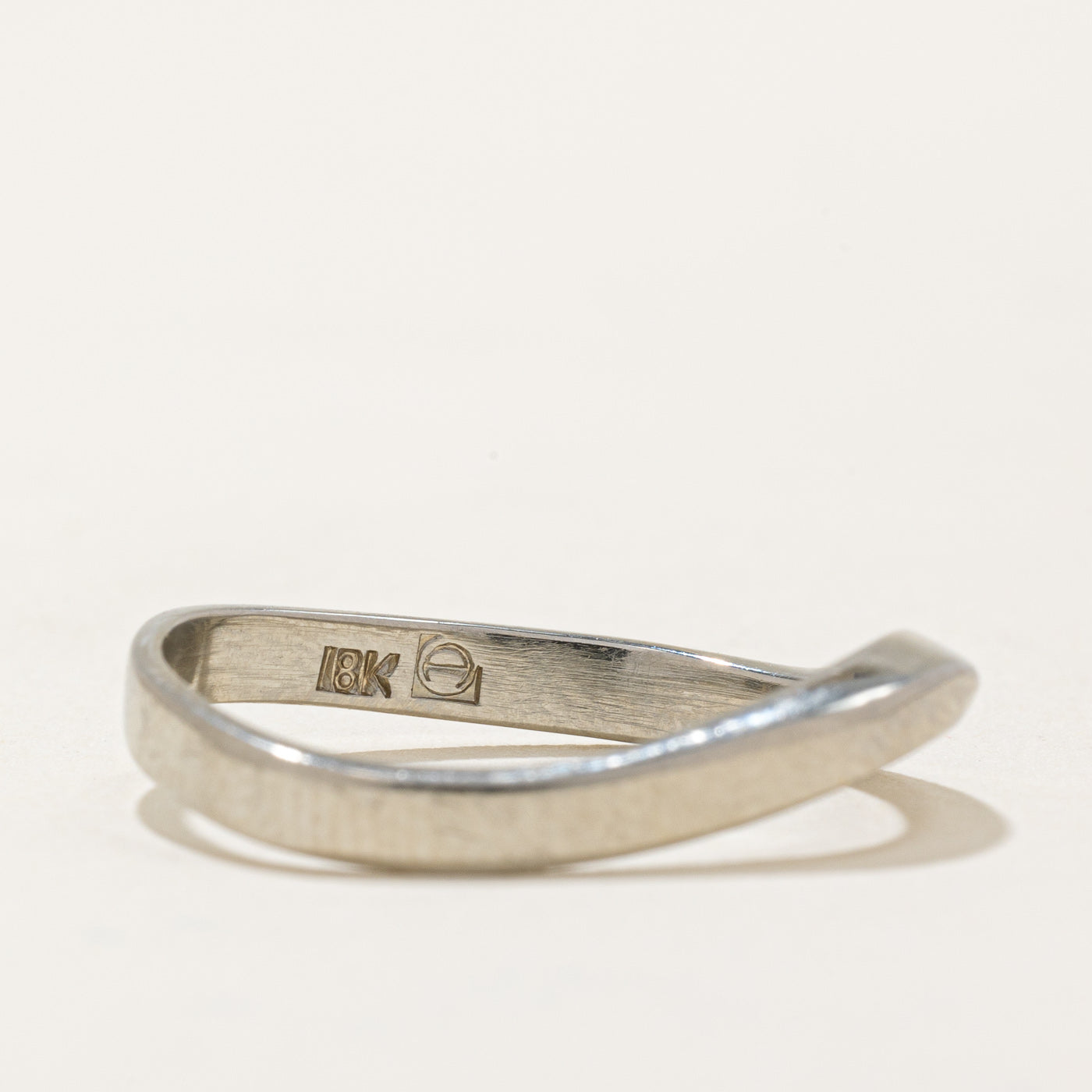 18k White Gold Freeform Ring | SZ 7.75 |